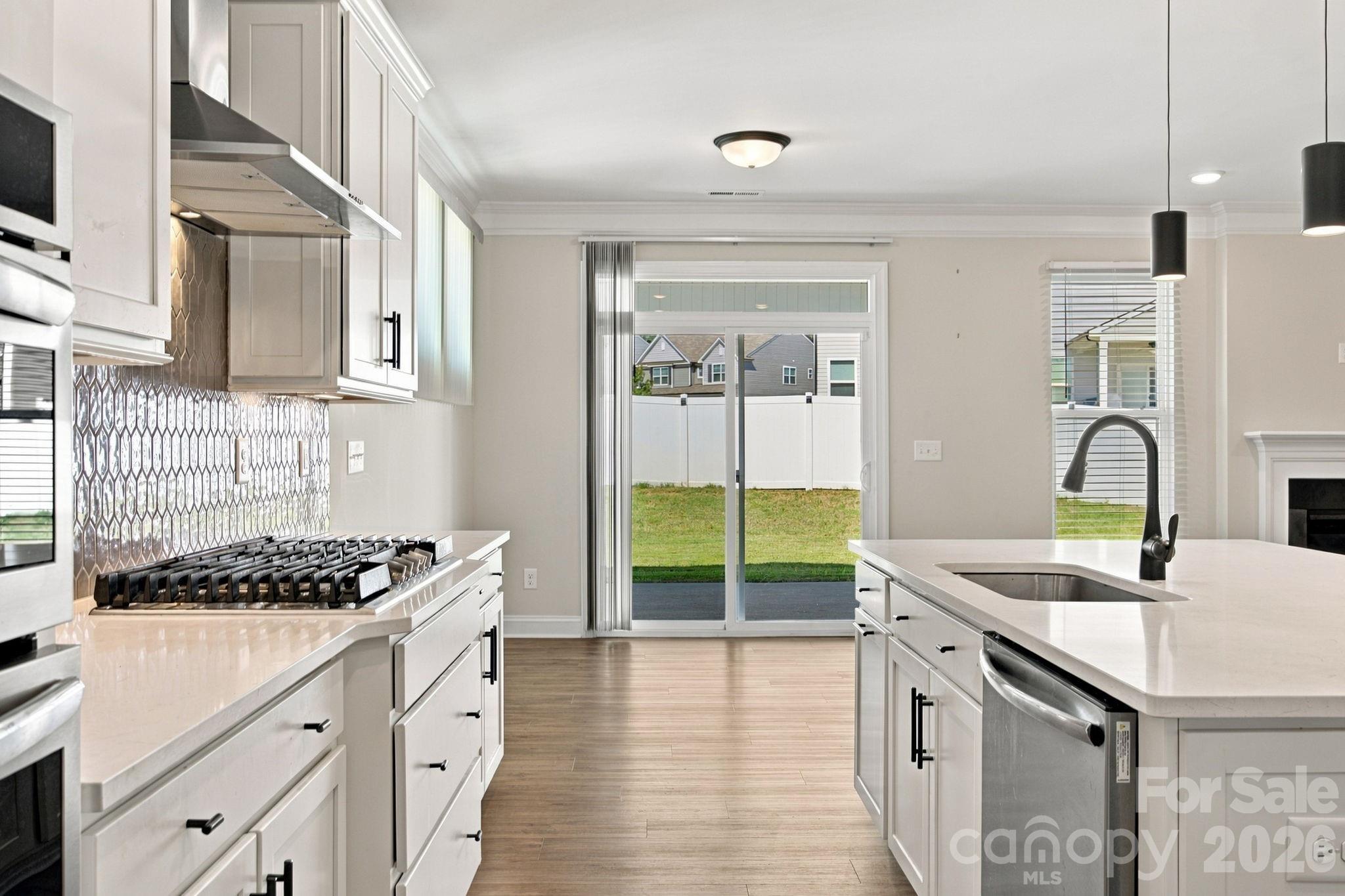 2020 Embassy Court Property Photo 14
