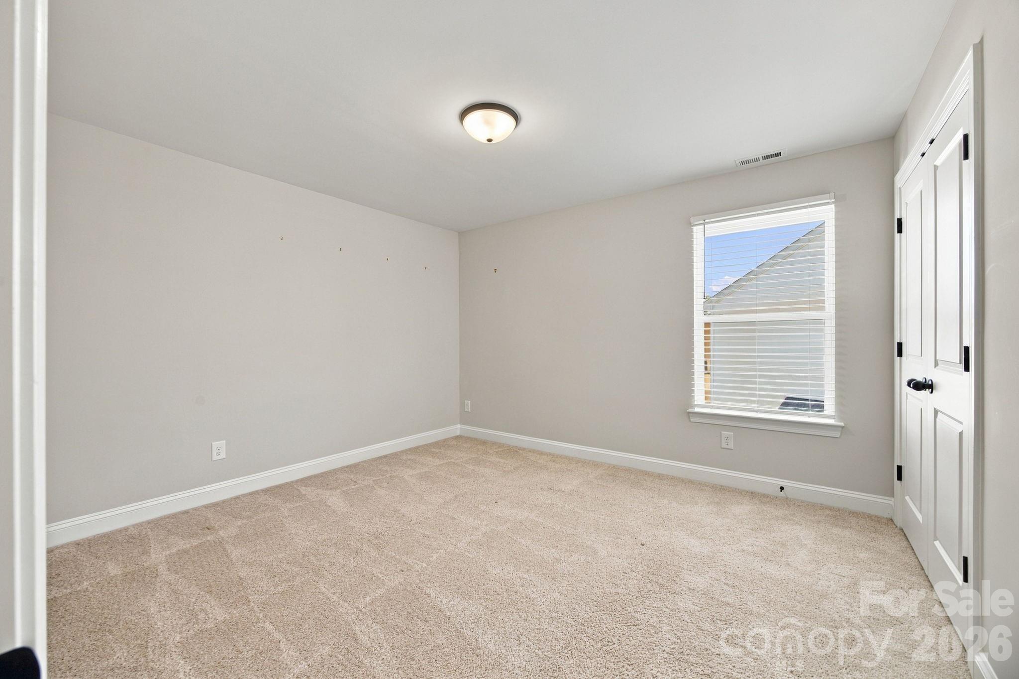 2020 Embassy Court Property Photo 27