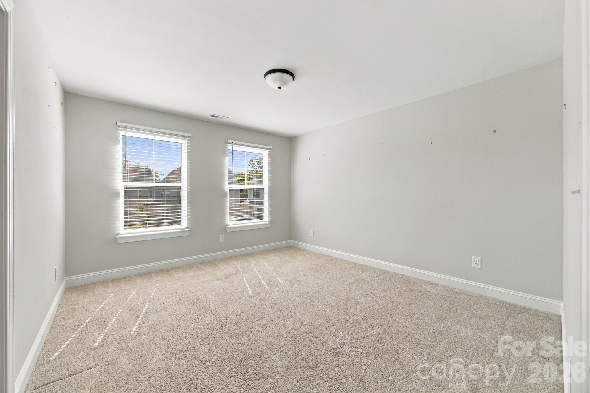 2020 Embassy Court Property Photo 34