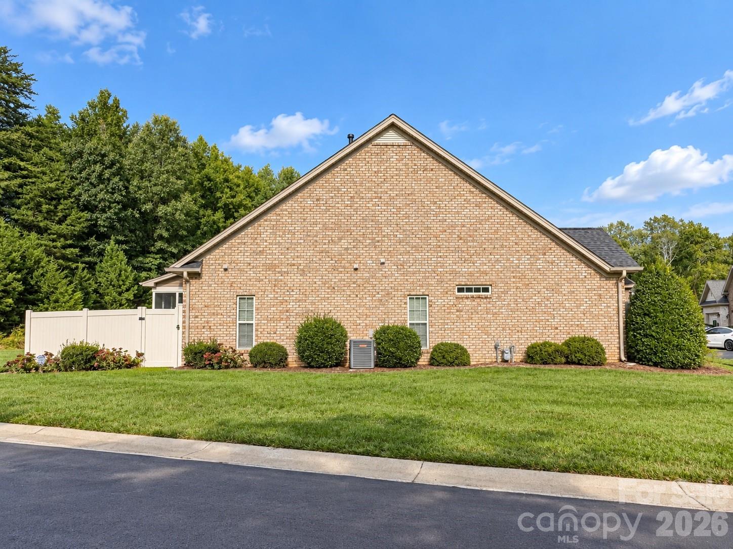 416 Collingswood Drive Property Photo 22
