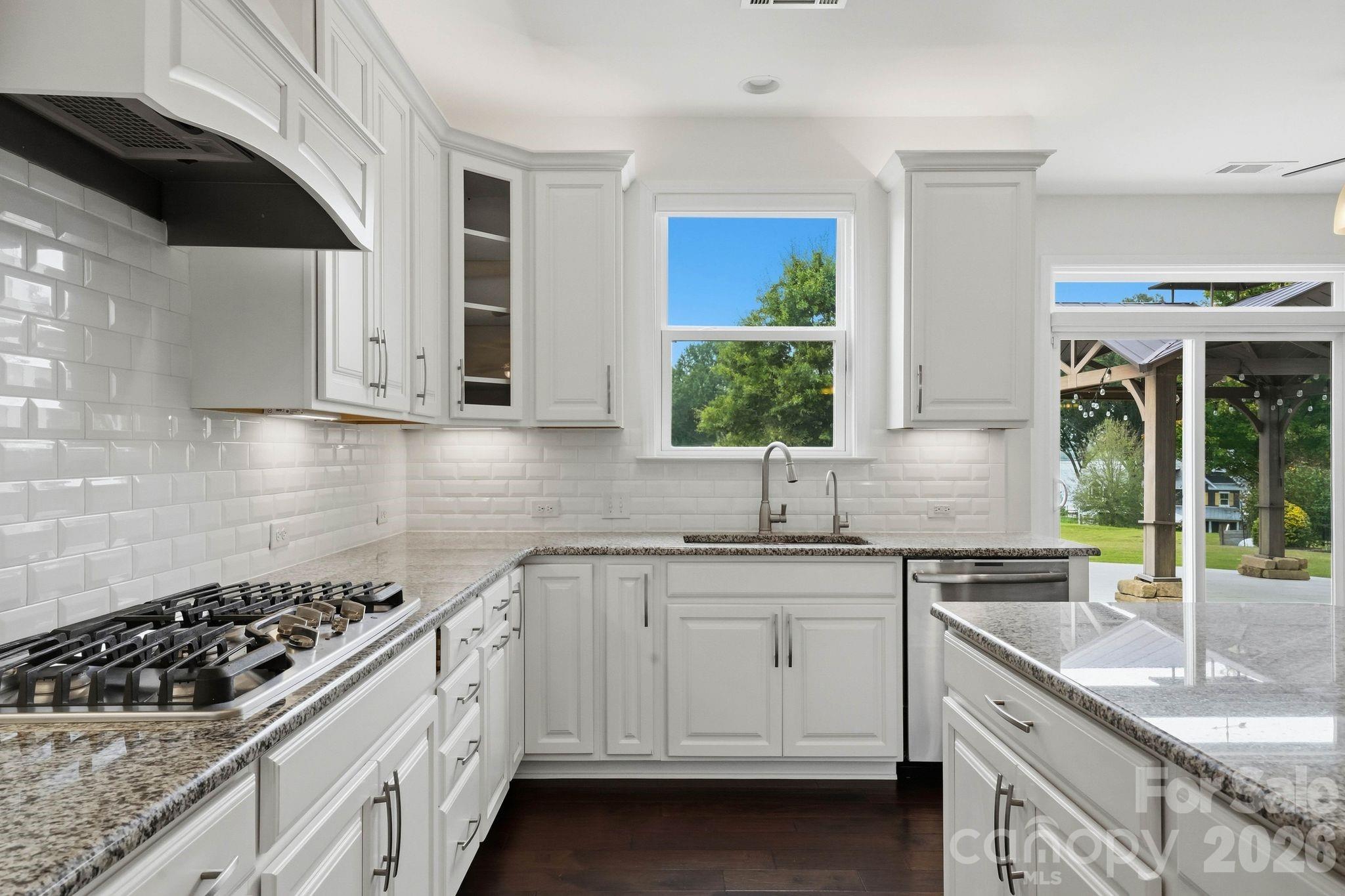108 Heron Cove Loop Property Photo 17