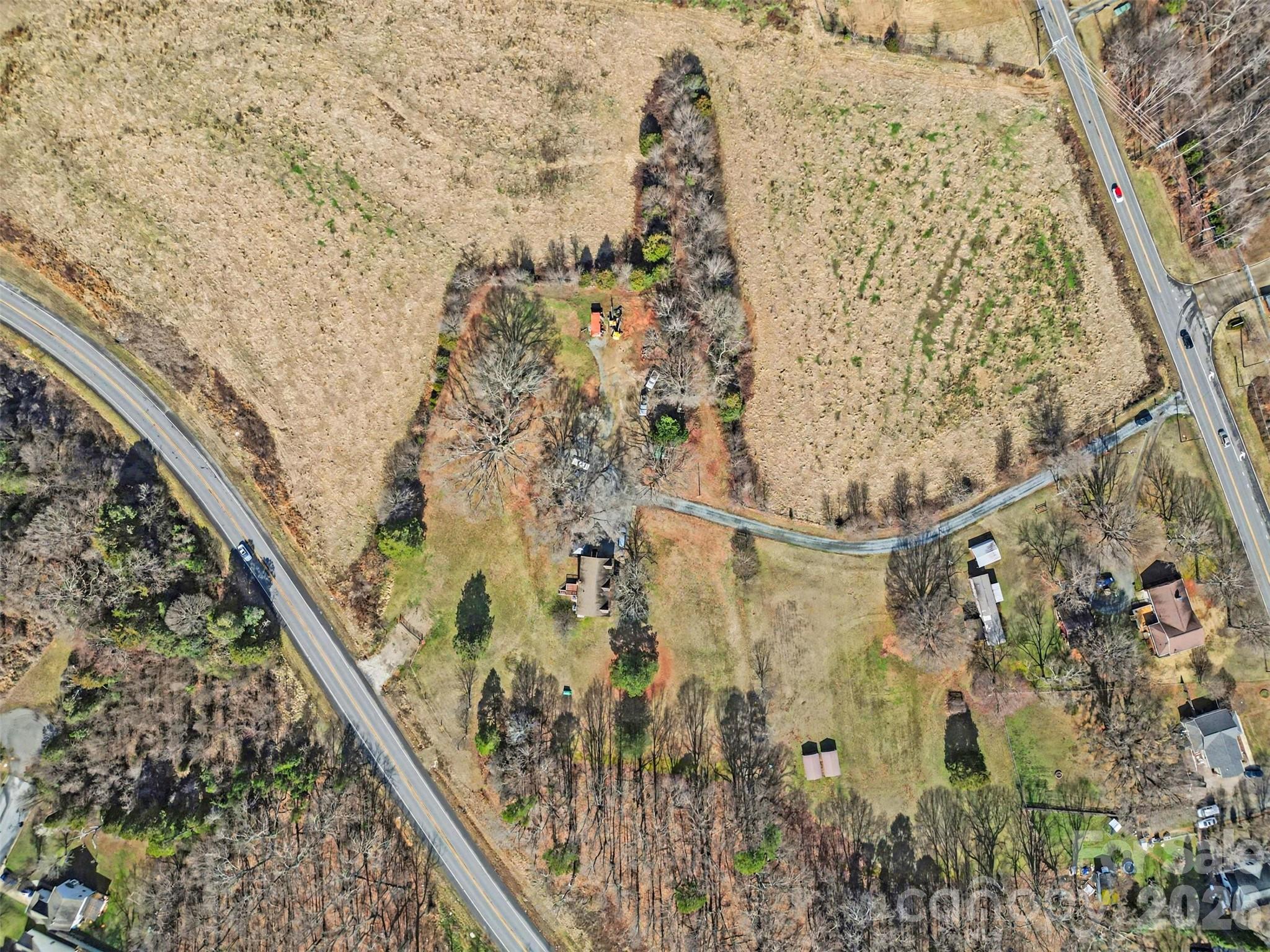 2166 Statesville Highway Property Photo 2
