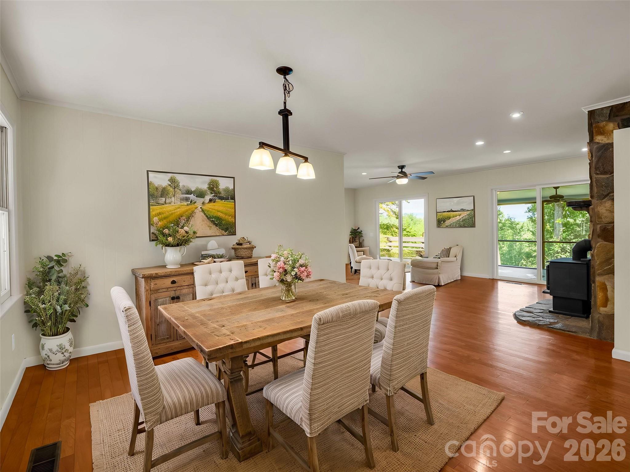 93 Dogwood Court Property Photo 3