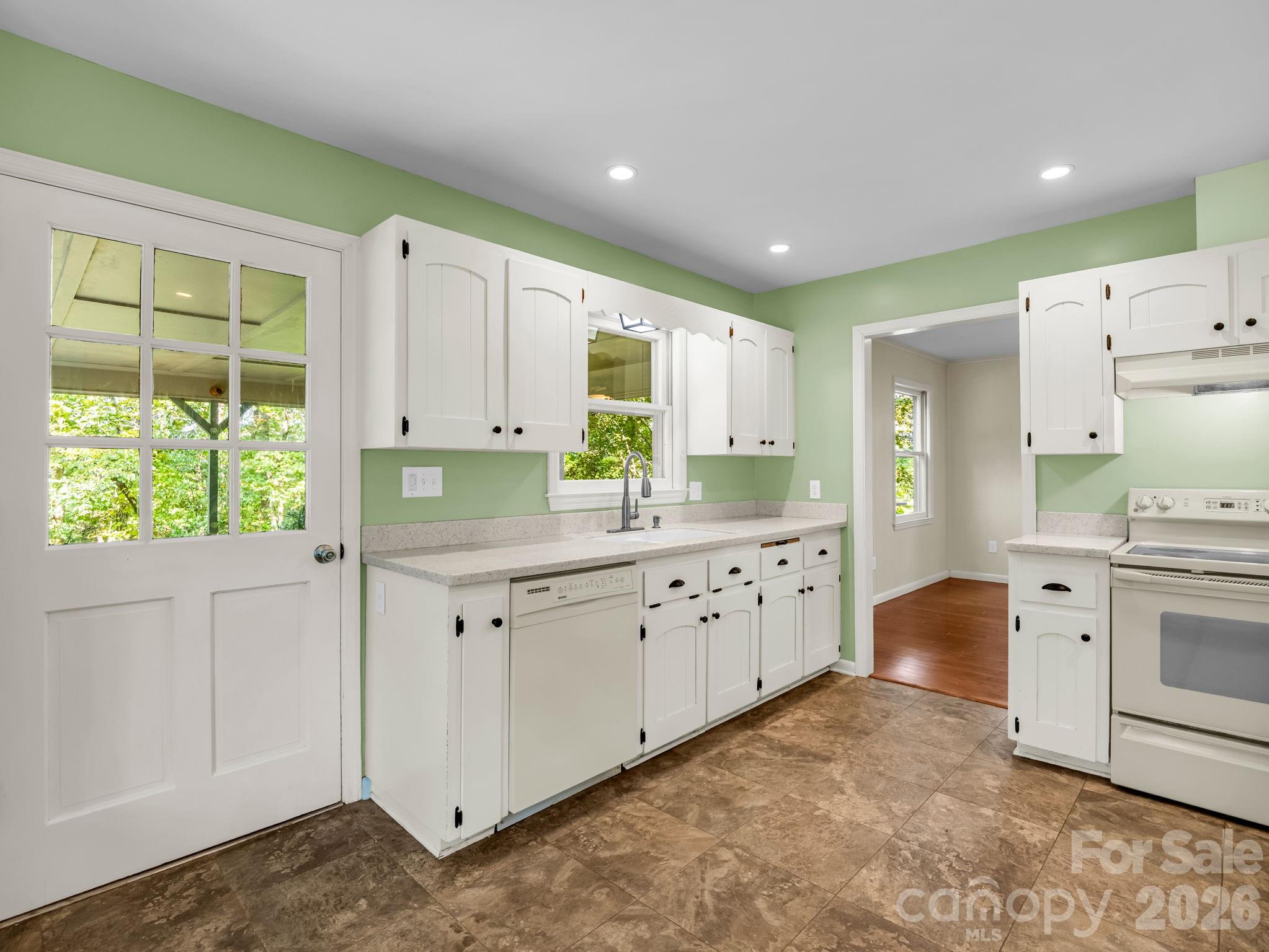93 Dogwood Court Property Photo 12