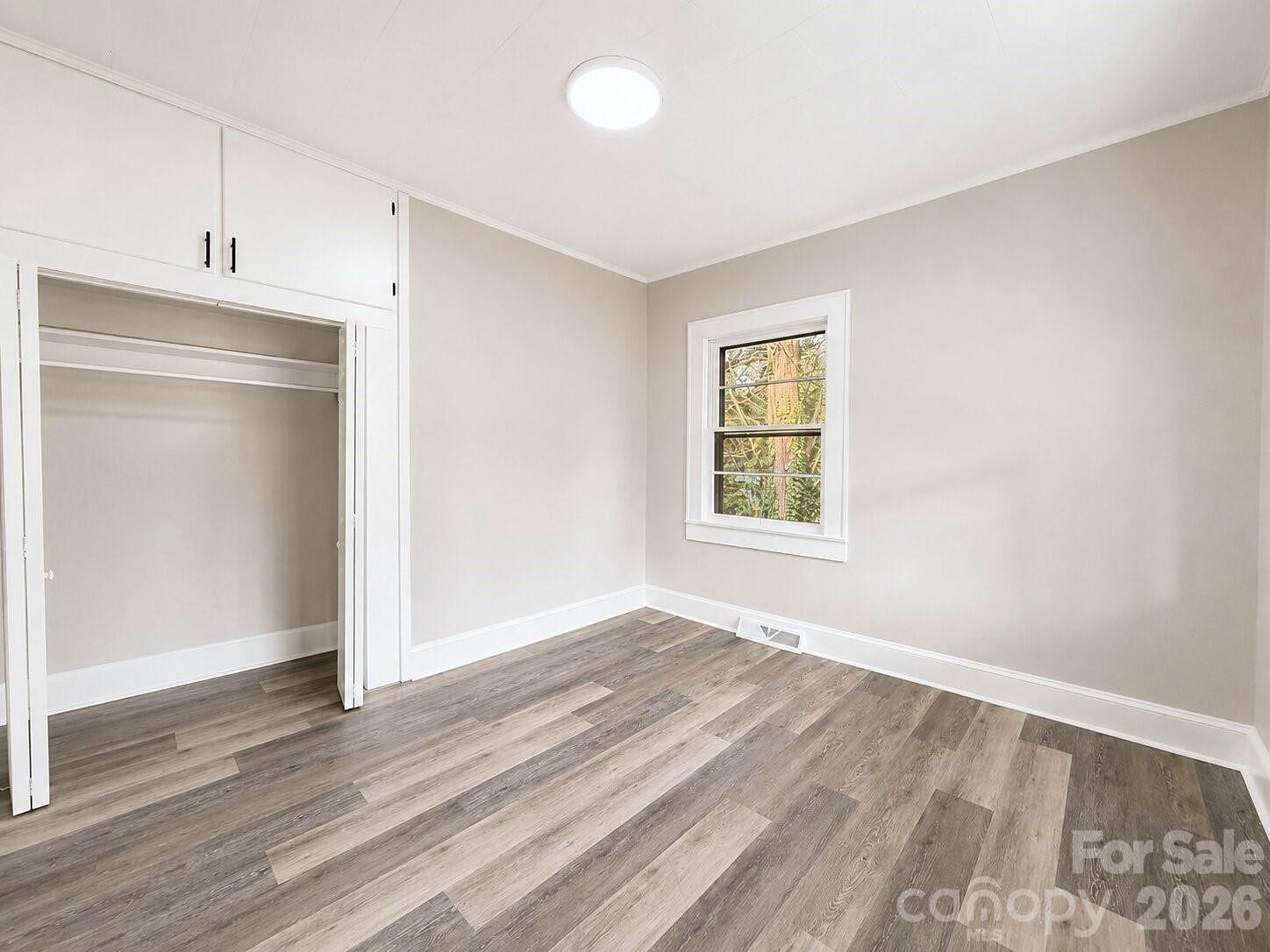 113 Mountain View Street Property Photo 15