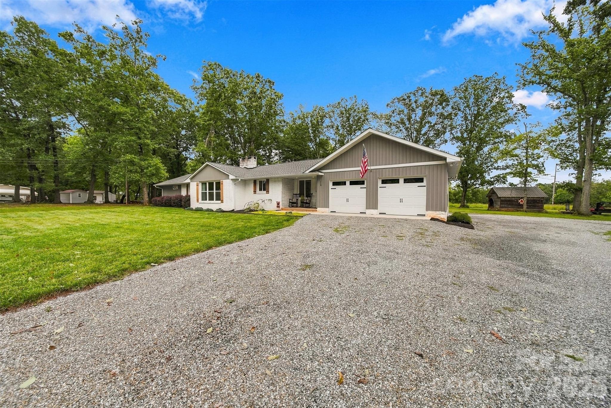 118 Chestnut Oak Road Property Photo 4