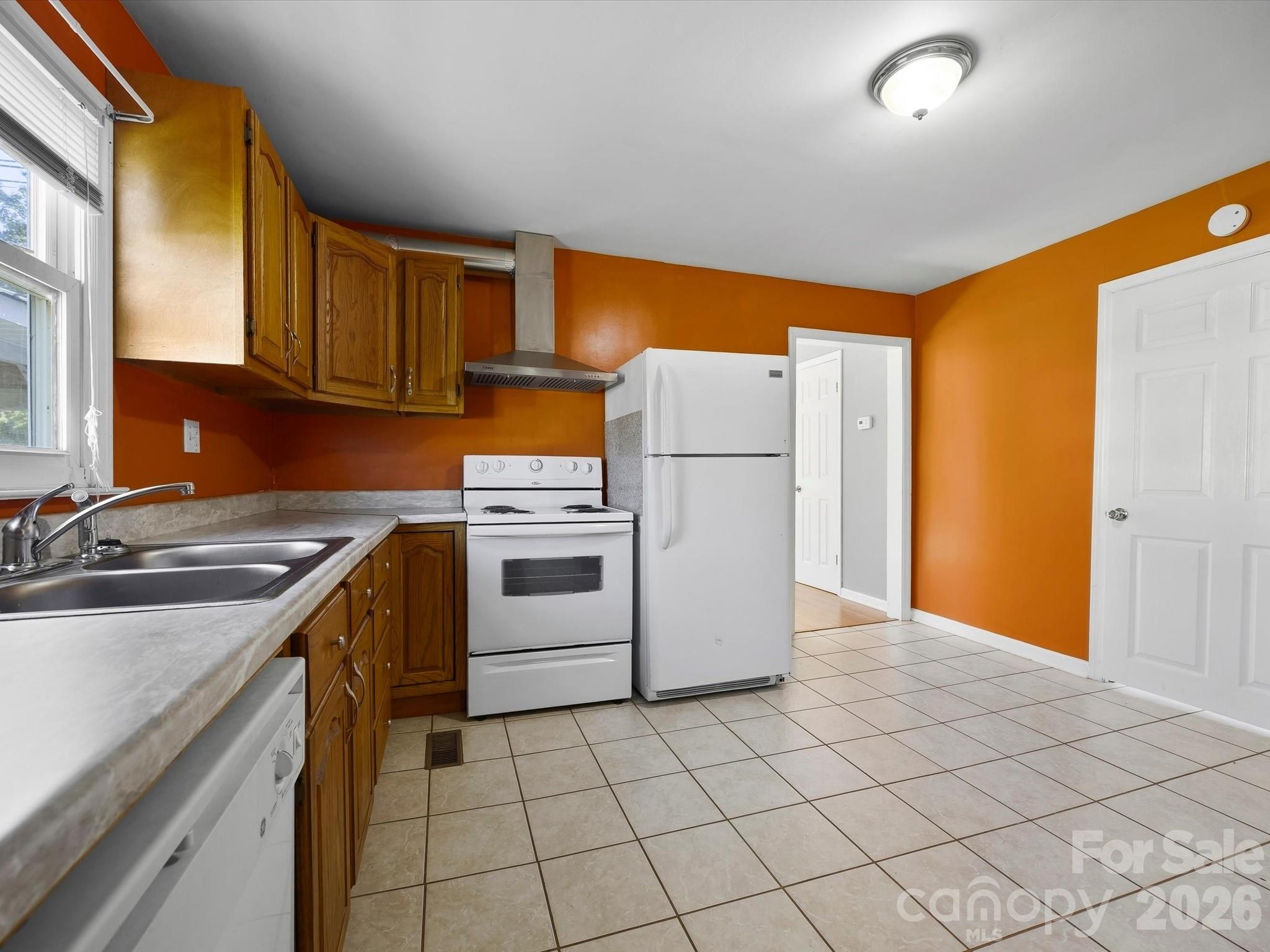 24 Forest Hill Road Property Photo 12