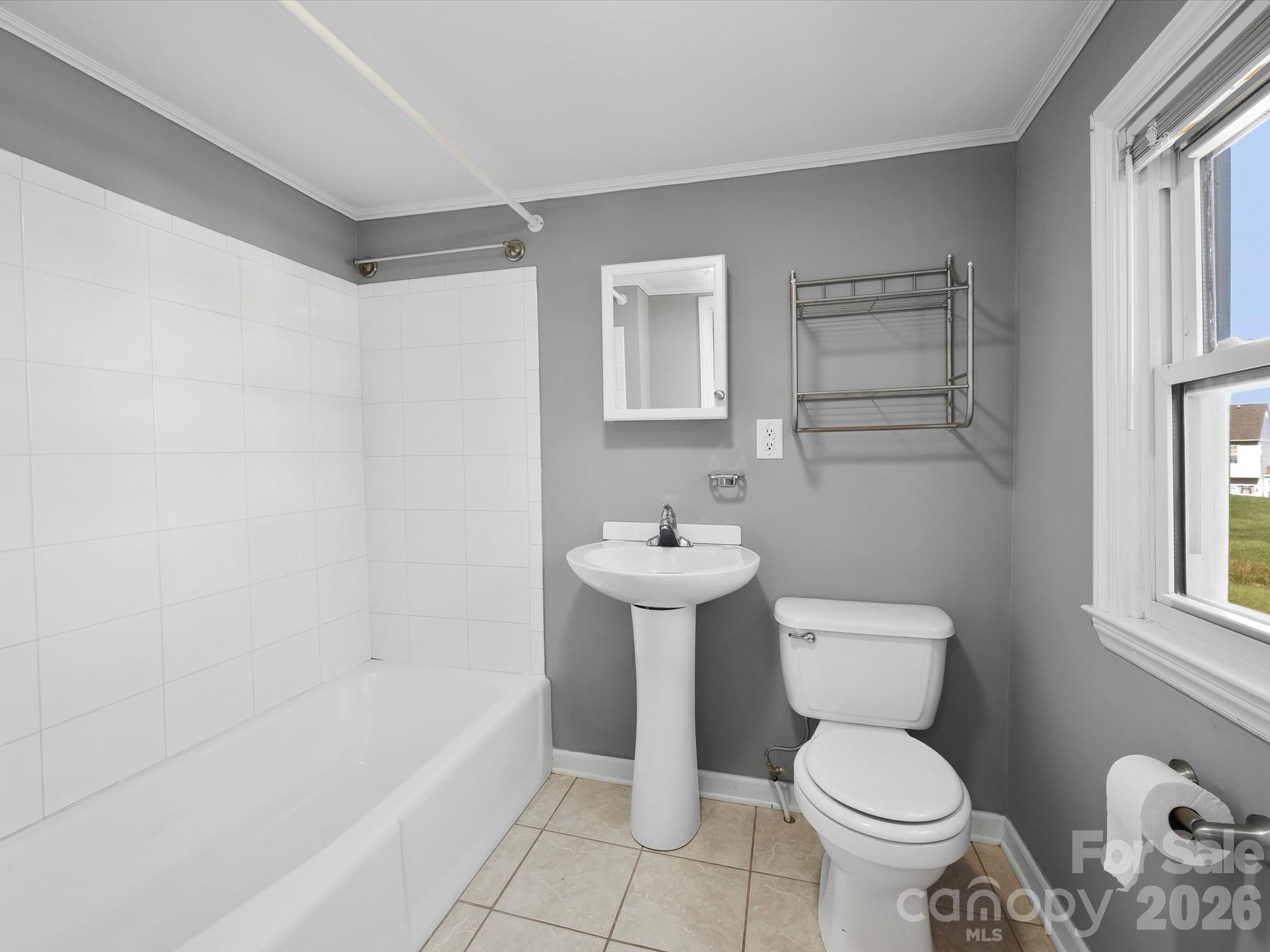 24 Forest Hill Road Property Photo 16