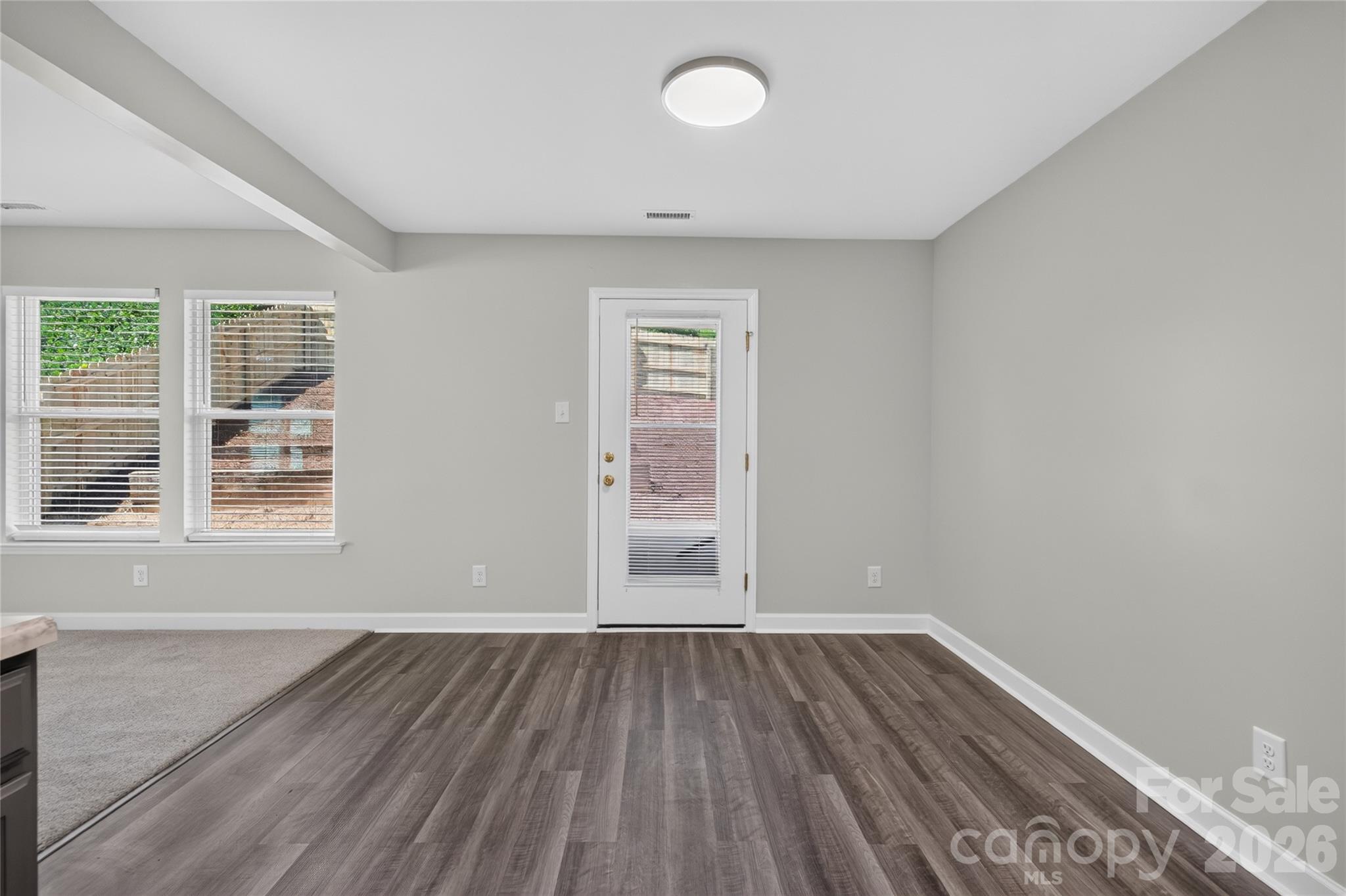 2629 Stream Bank Drive Property Photo 16