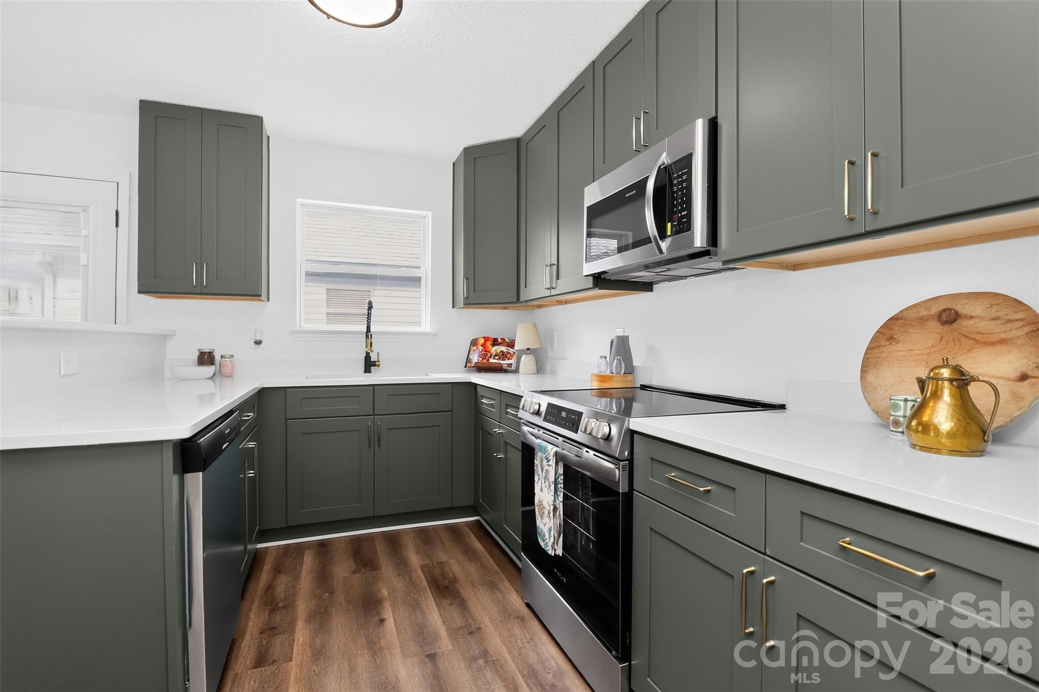 521 Katonah Avenue Property Photo 20