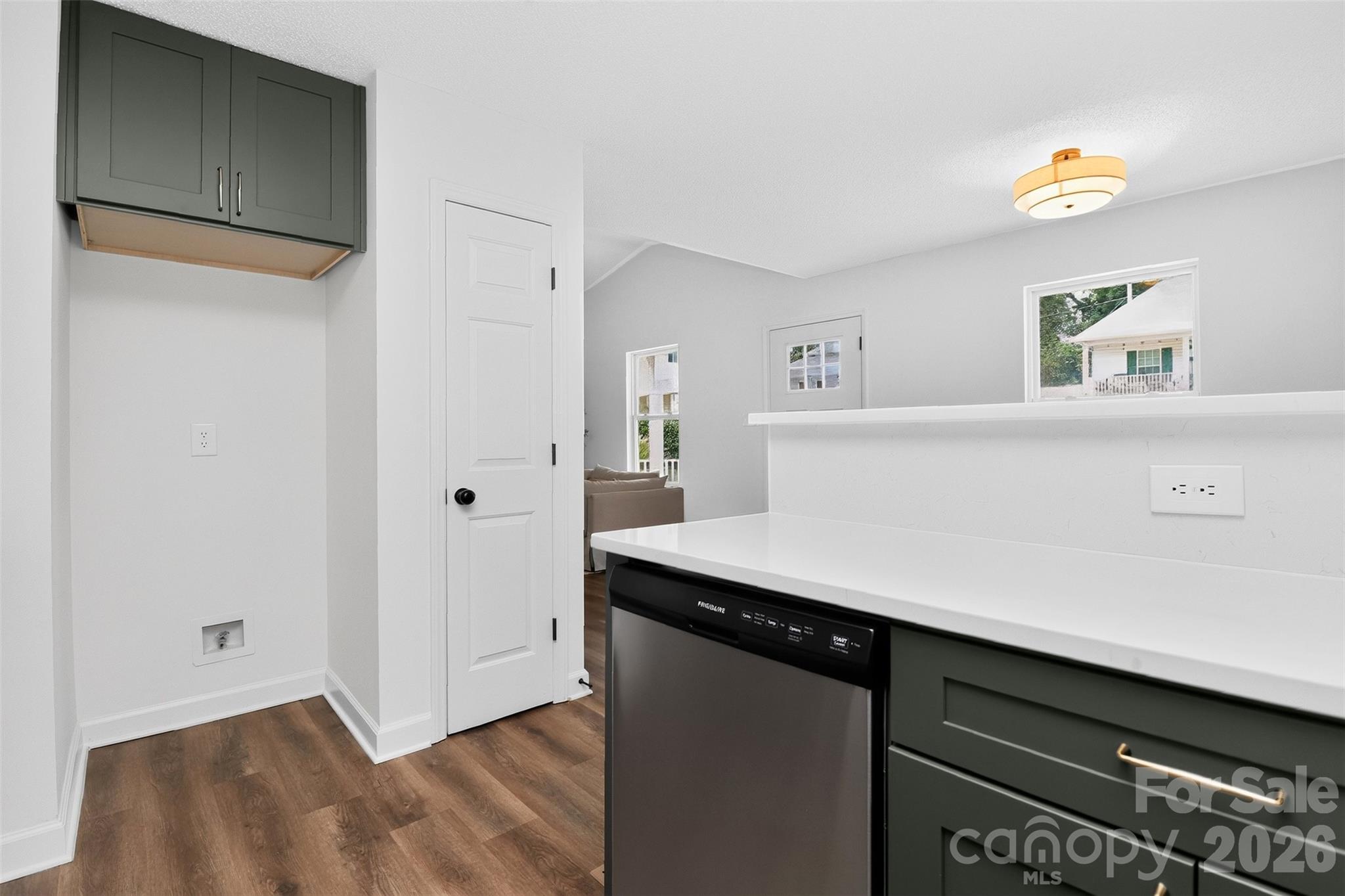 521 Katonah Avenue Property Photo 23
