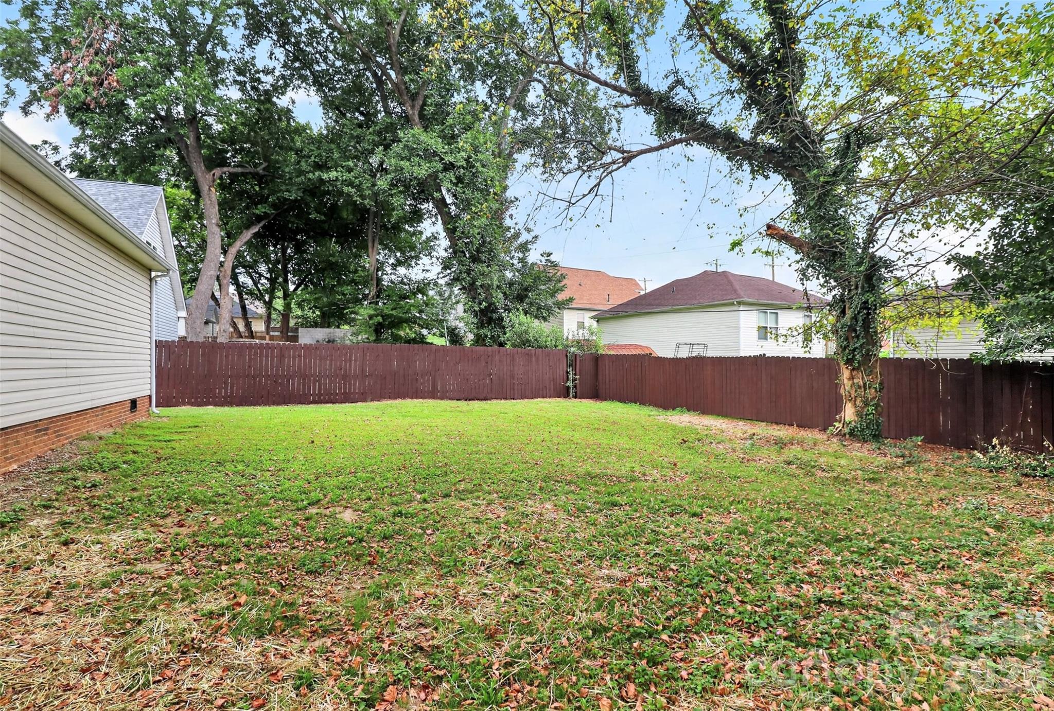 521 Katonah Avenue Property Photo 36