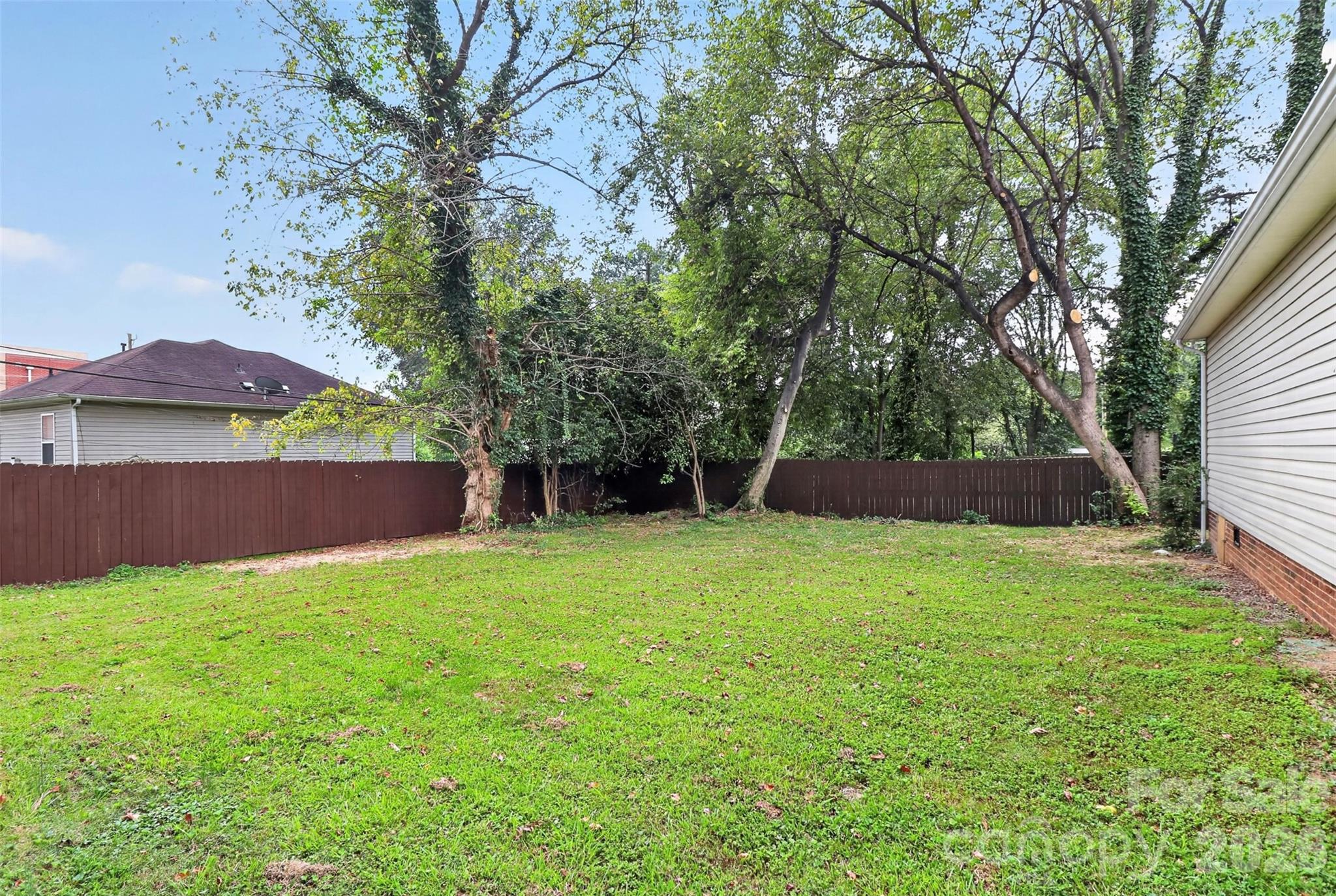 521 Katonah Avenue Property Photo 37