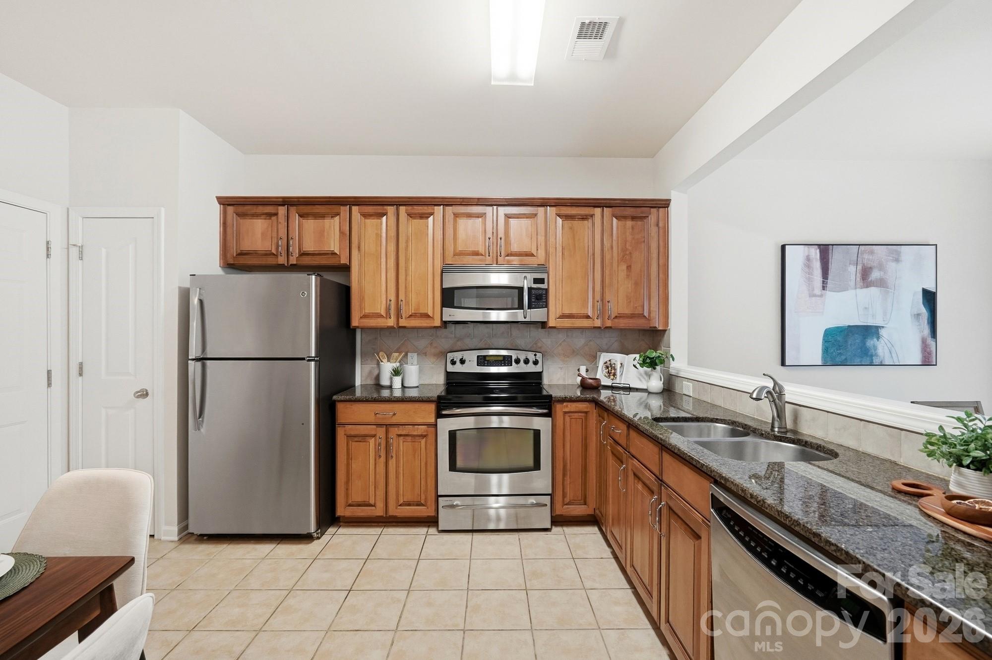 9247 Mcalwaine Preserve Avenue Property Photo 13