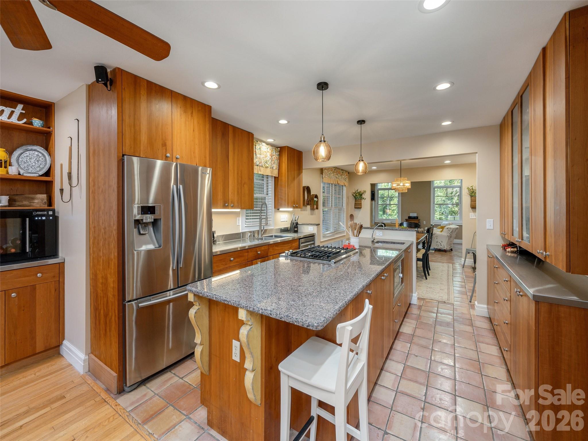 275 S Rugby Road Property Photo 15