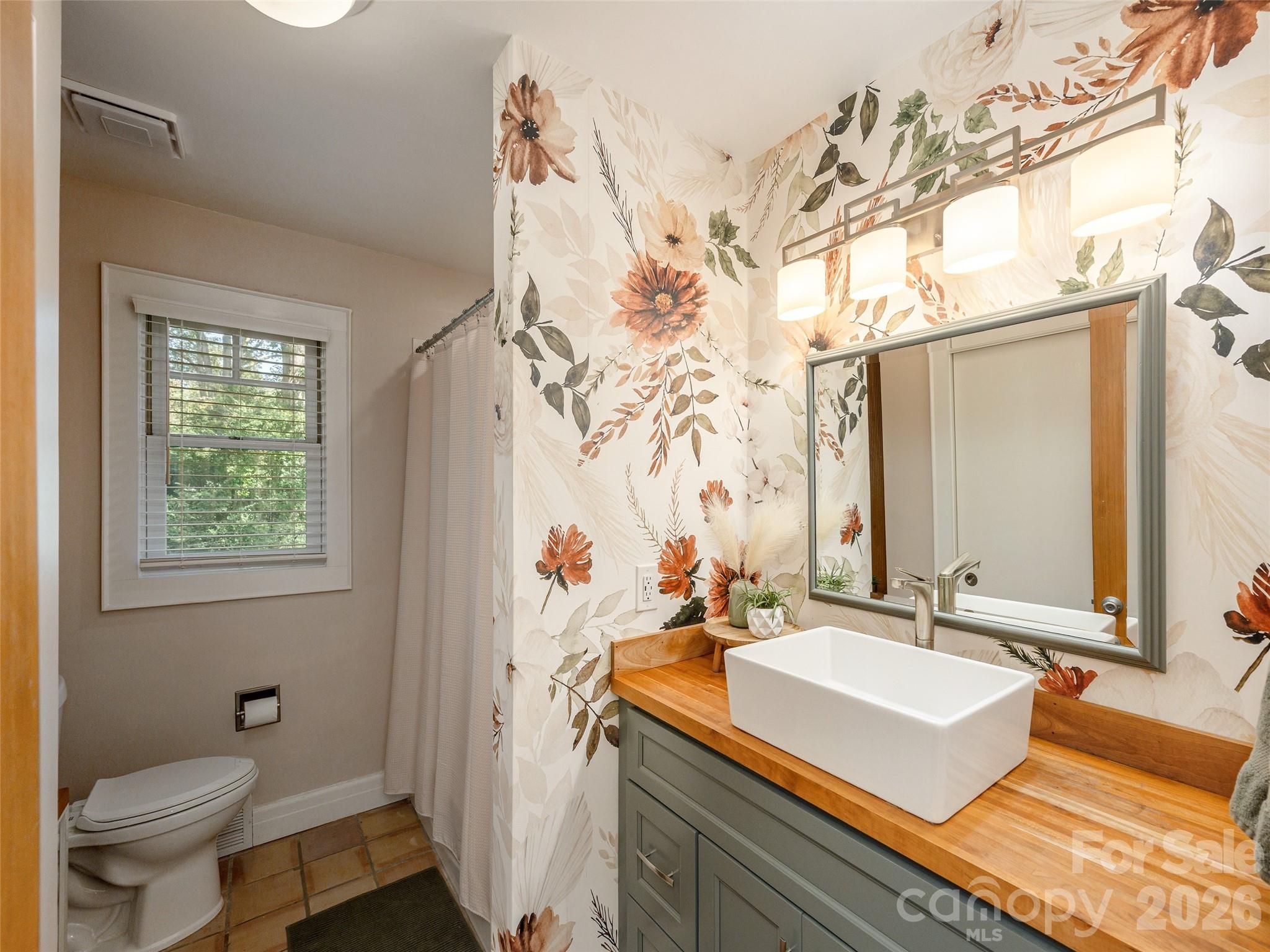 275 S Rugby Road Property Photo 26