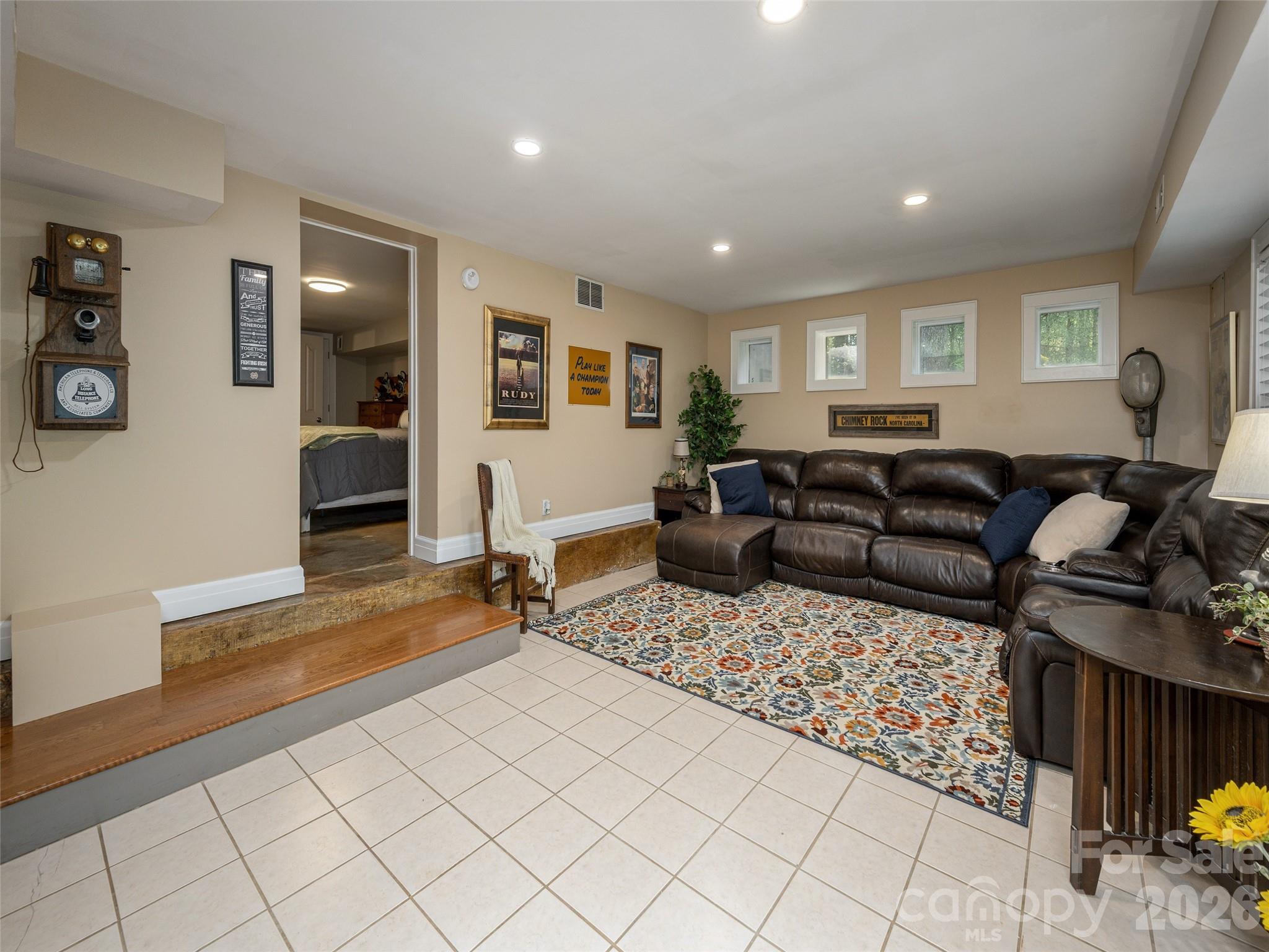 275 S Rugby Road Property Photo 28
