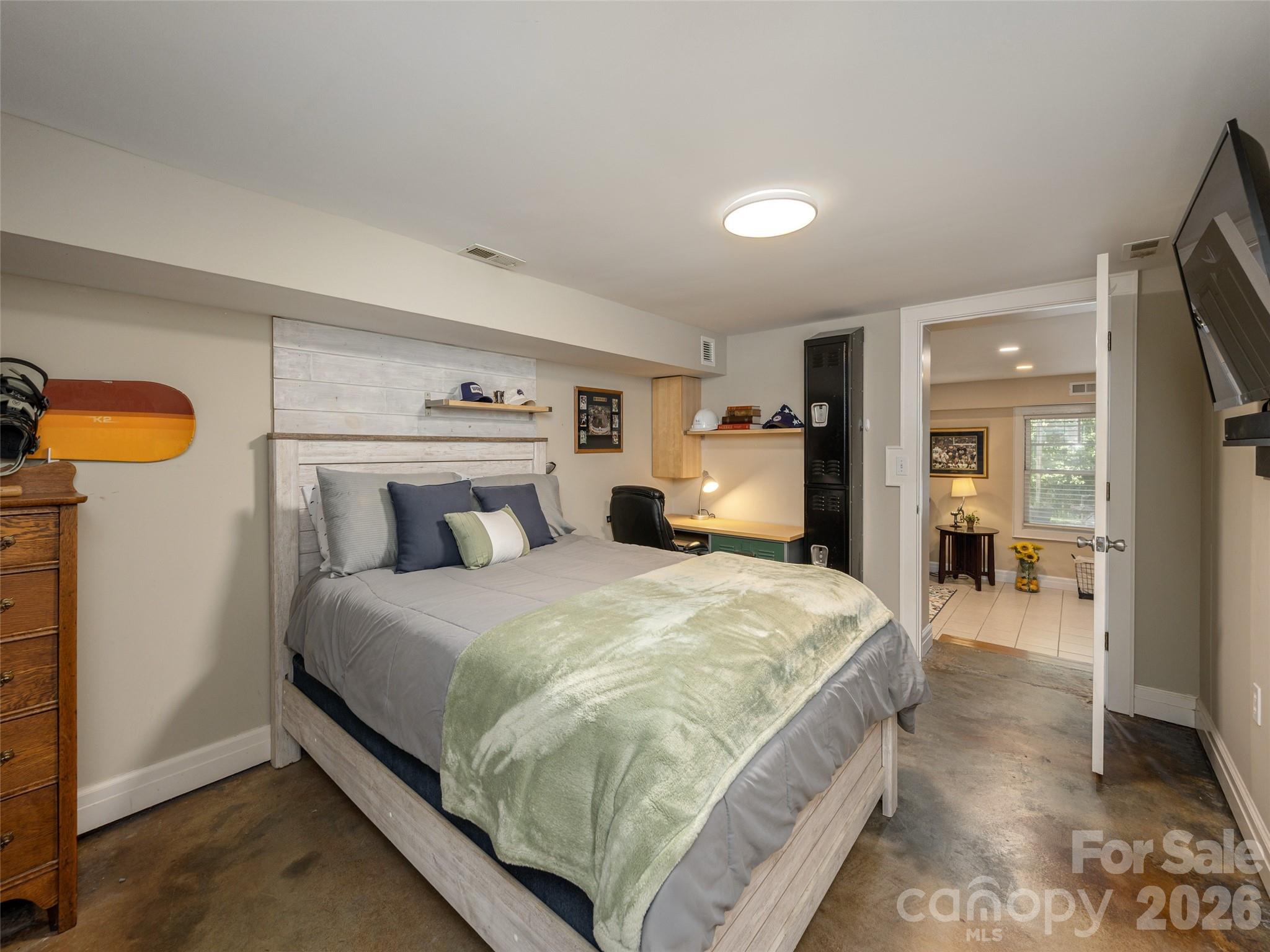 275 S Rugby Road Property Photo 29