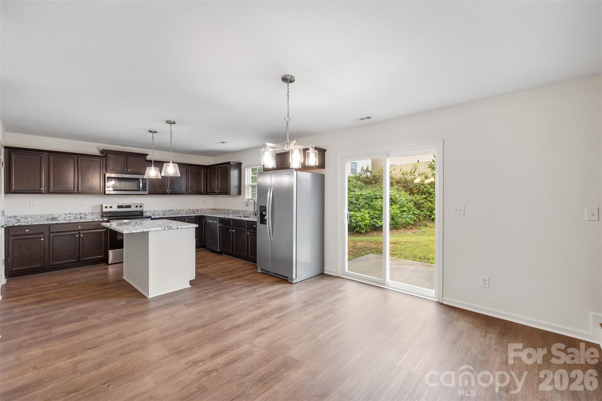2824 Easton Knoll Drive Property Photo 10