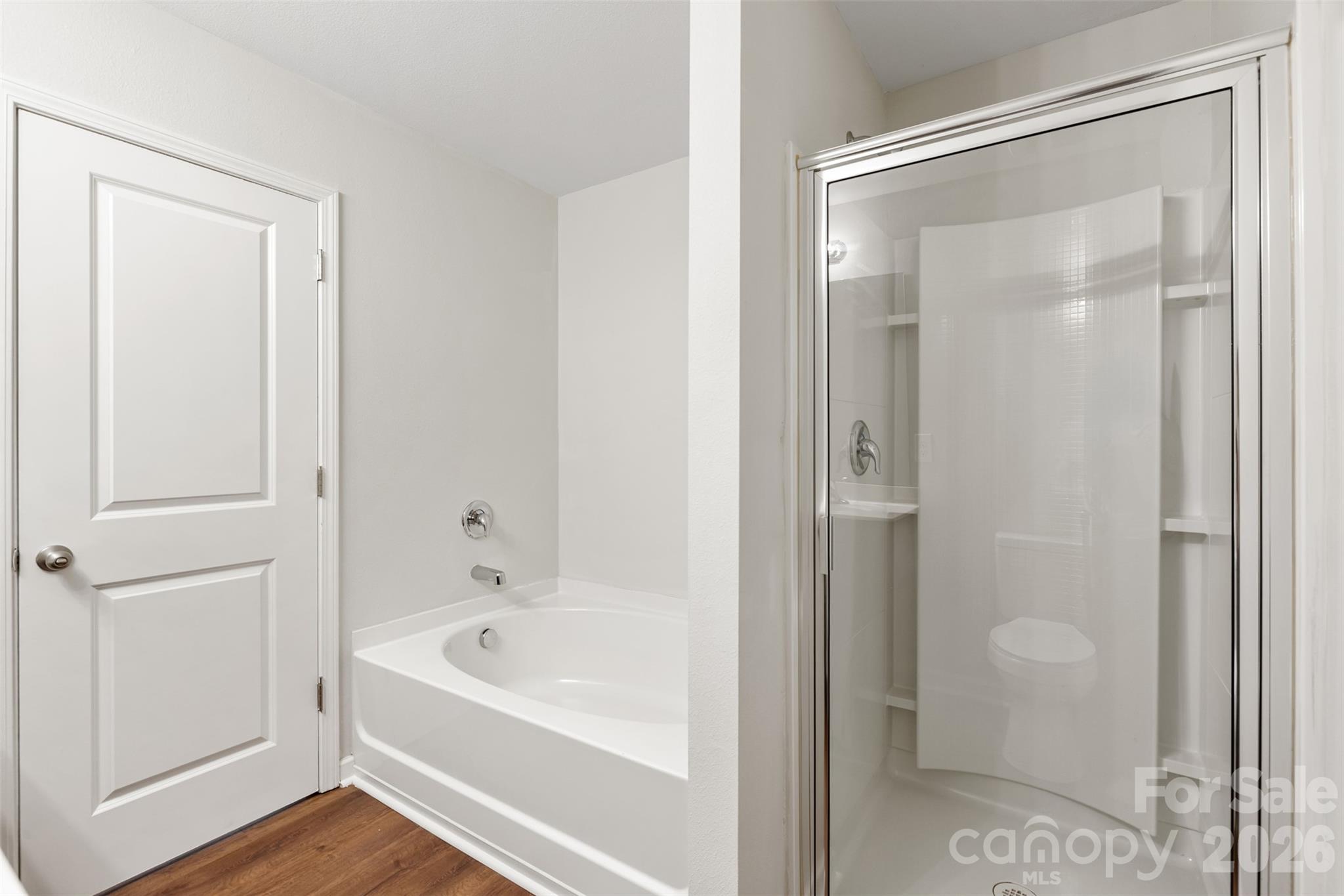 2824 Easton Knoll Drive Property Photo 18