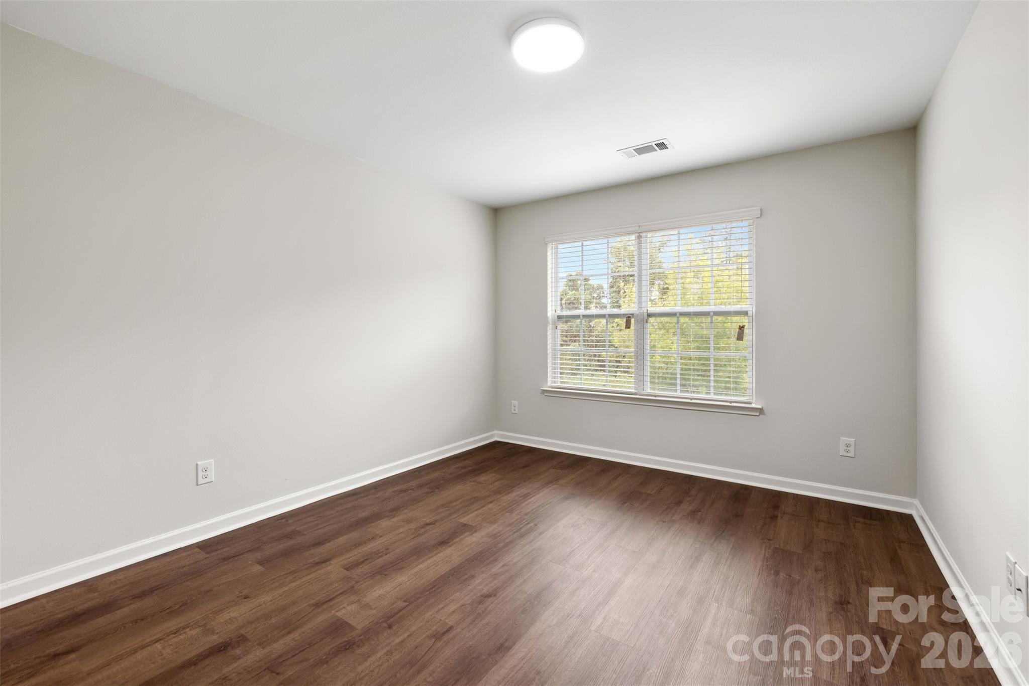 2824 Easton Knoll Drive Property Photo 21
