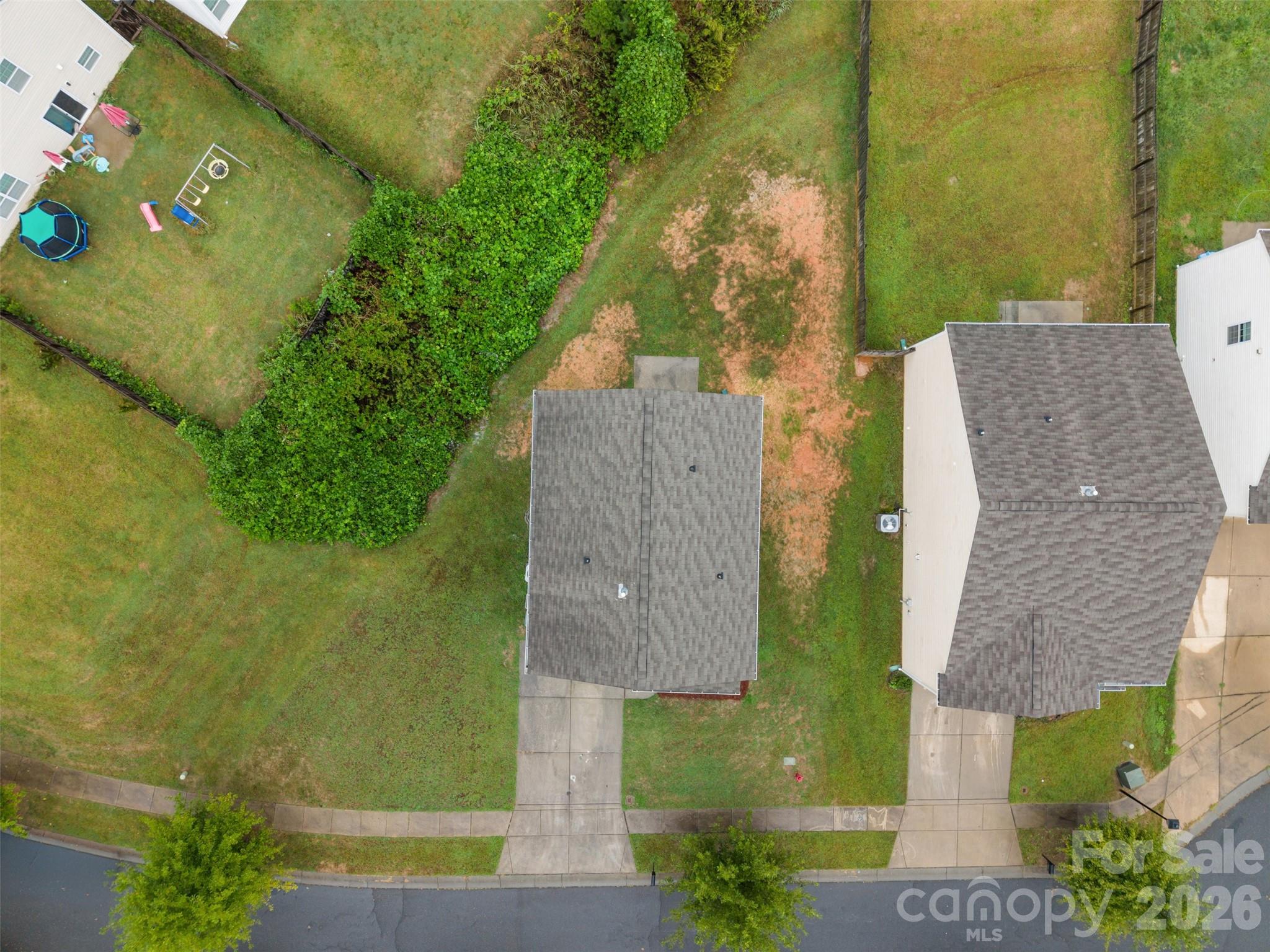 2824 Easton Knoll Drive Property Photo 29