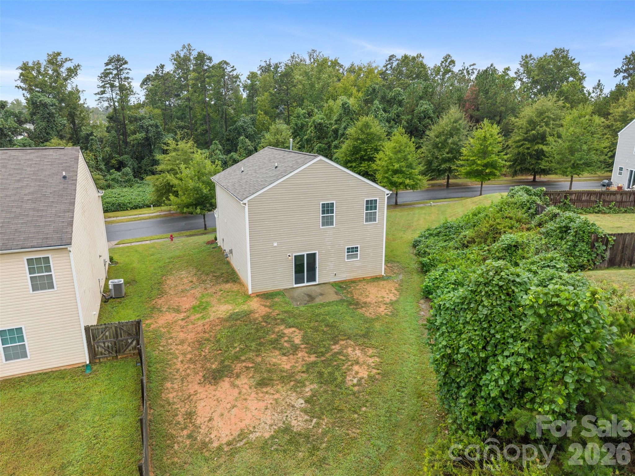 2824 Easton Knoll Drive Property Photo 32