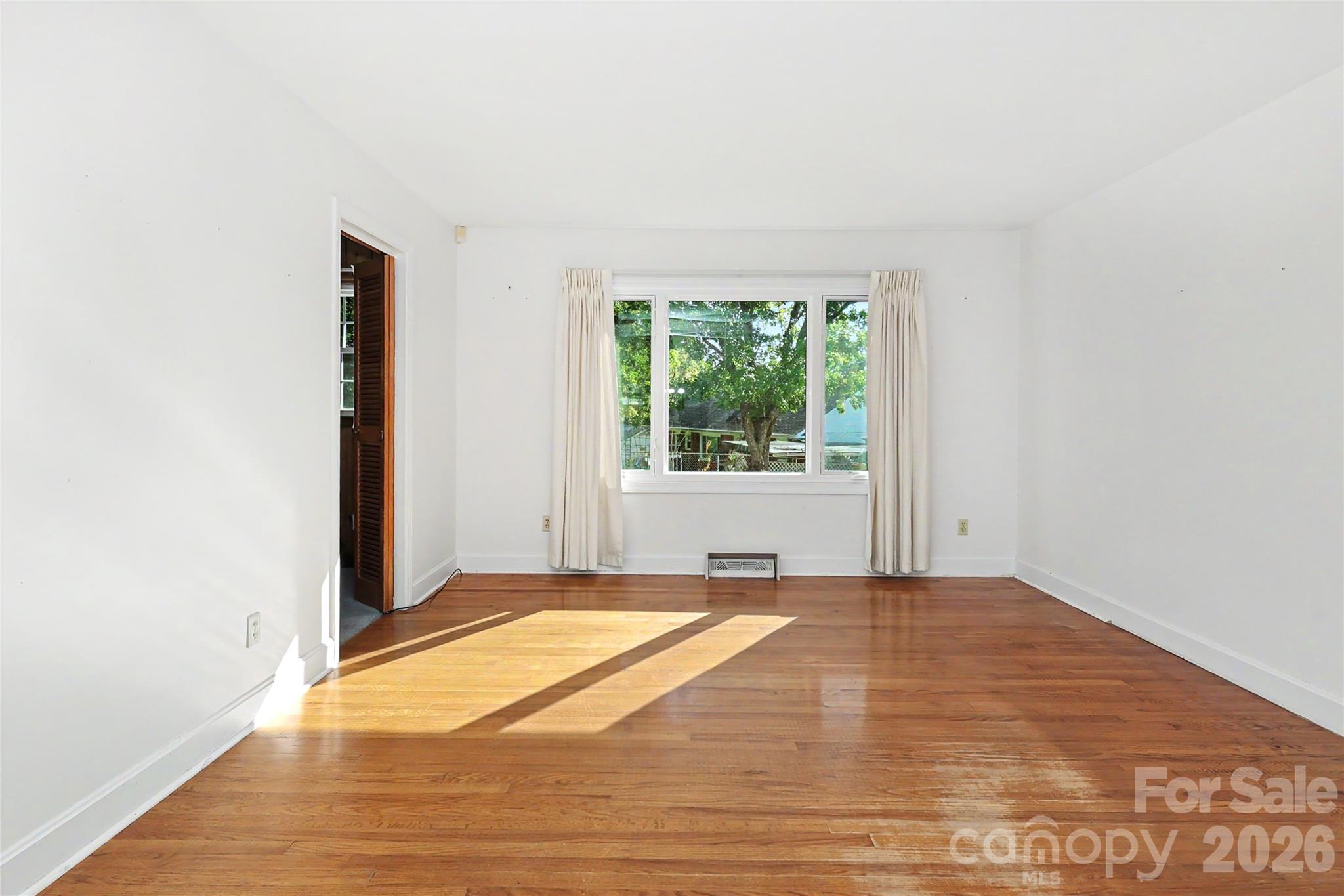 7331 Briardale Drive Property Photo 3