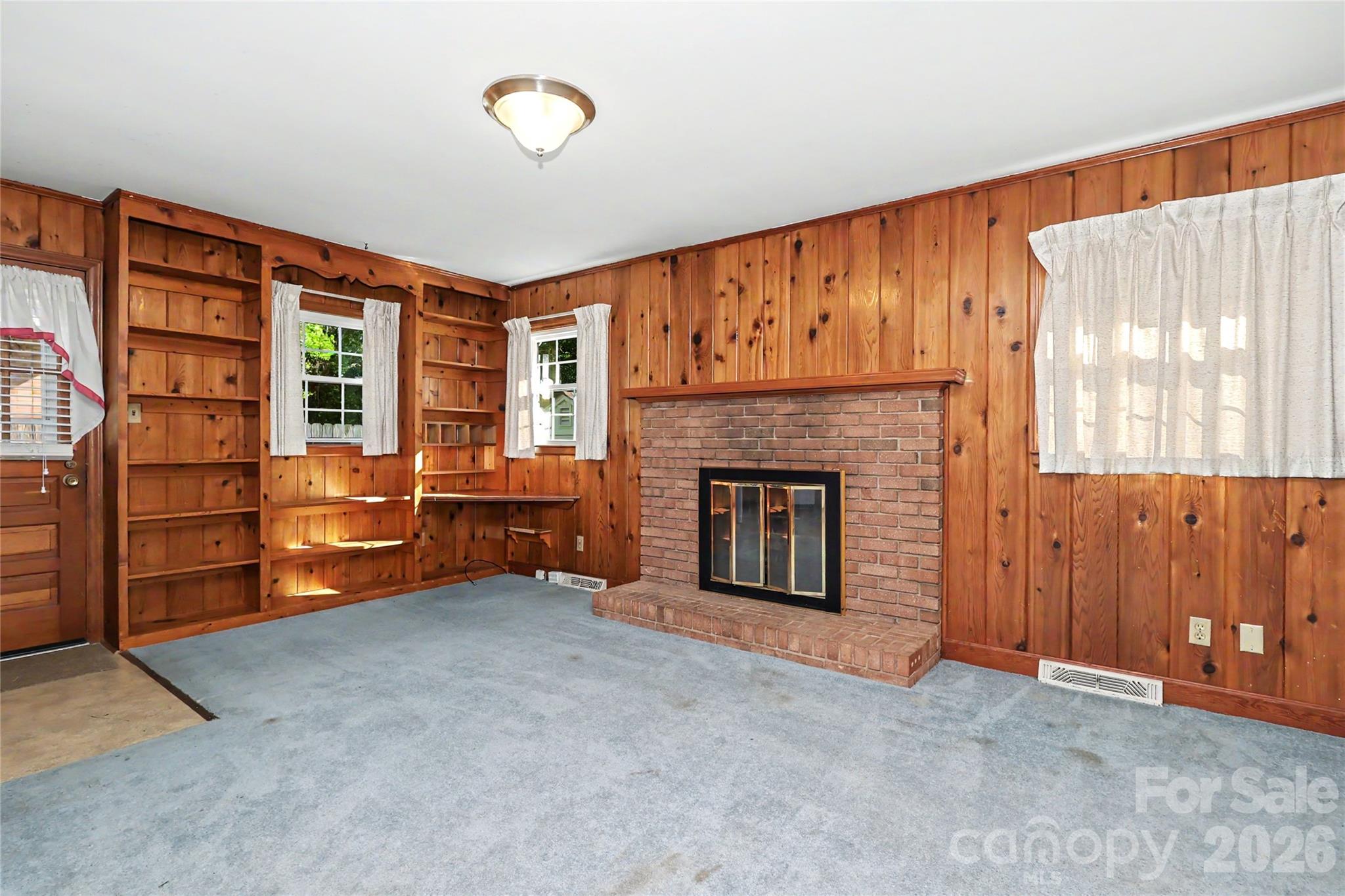 7331 Briardale Drive Property Photo 9