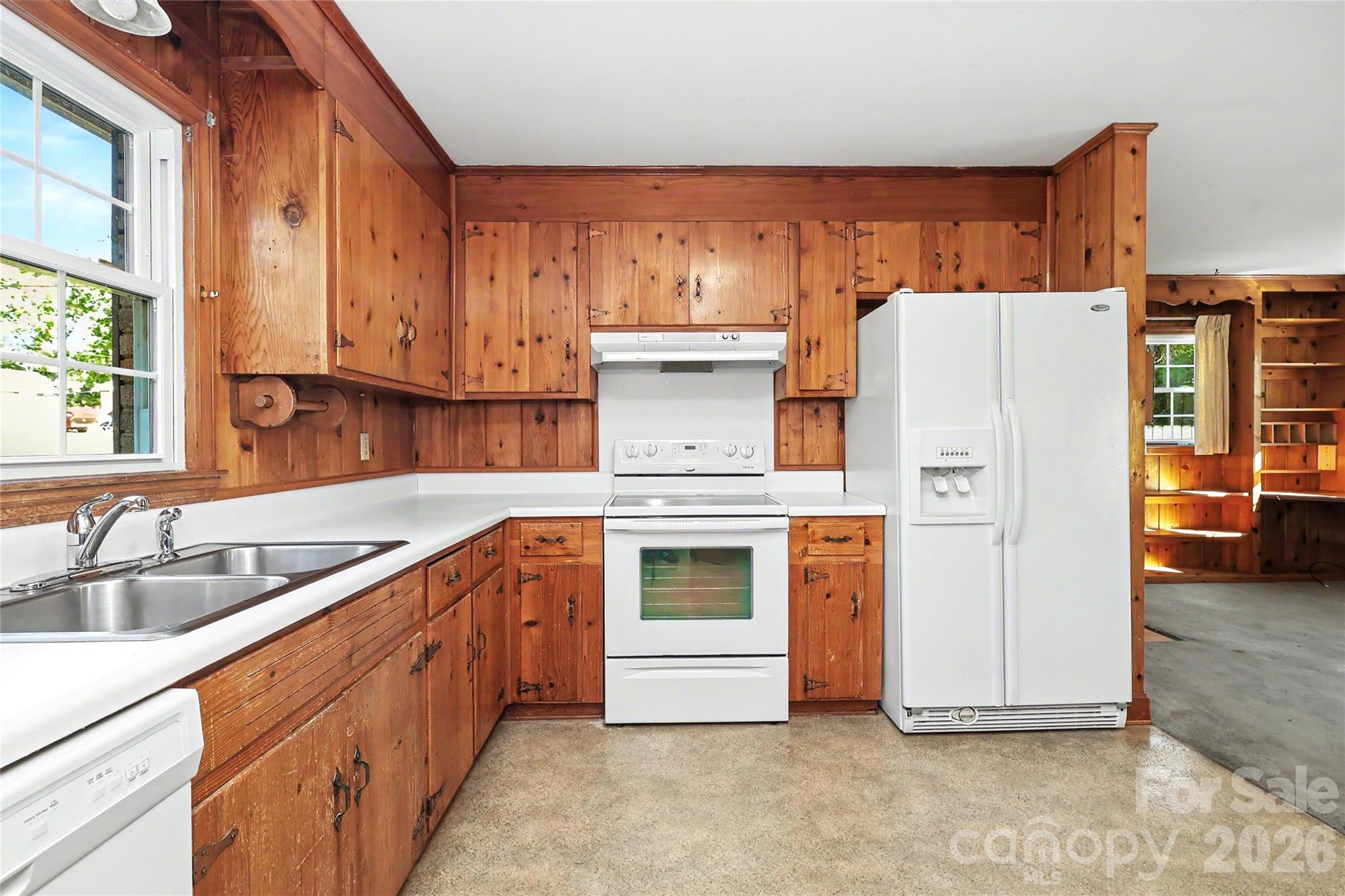 7331 Briardale Drive Property Photo 13