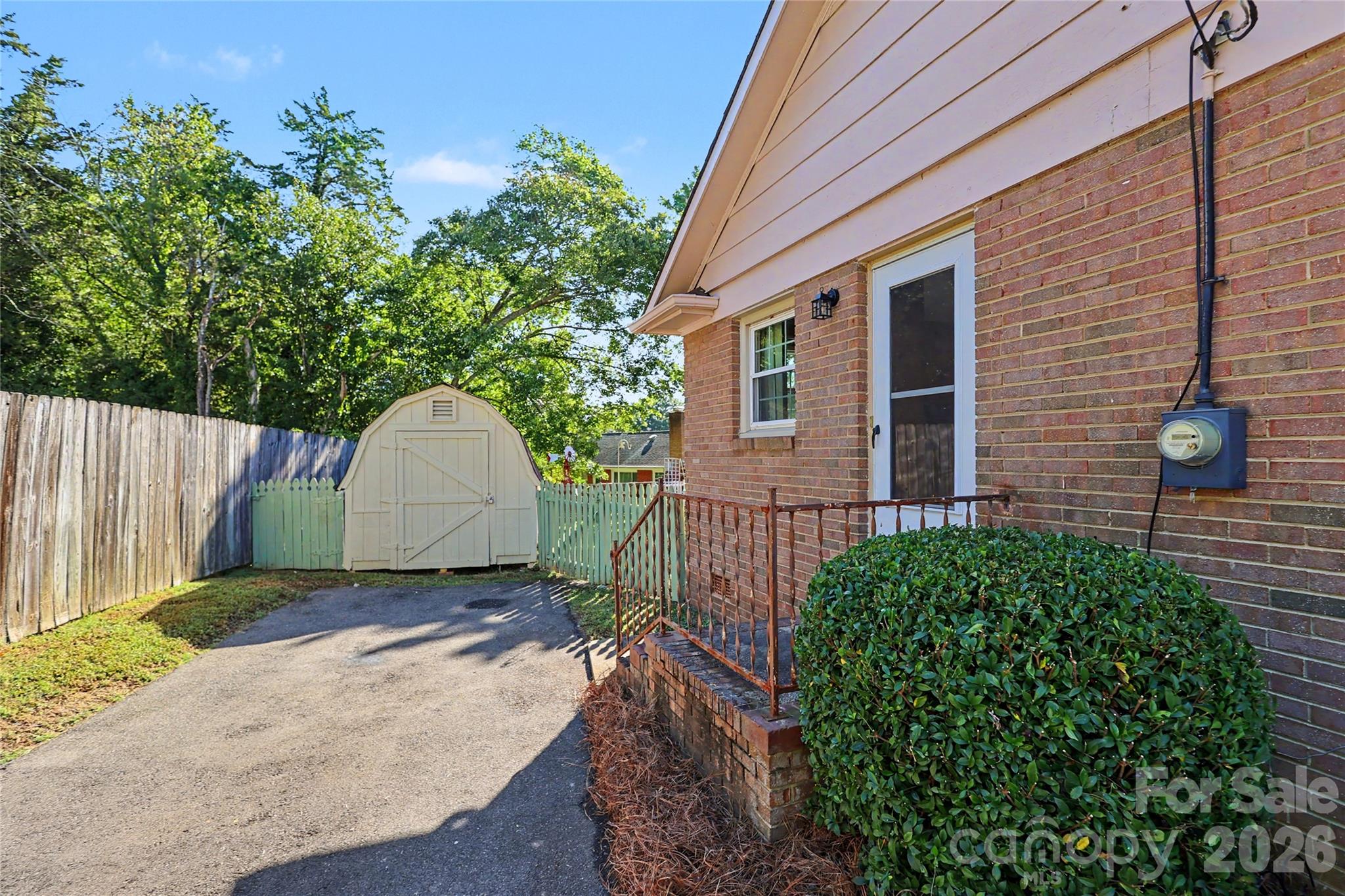 7331 Briardale Drive Property Photo 33