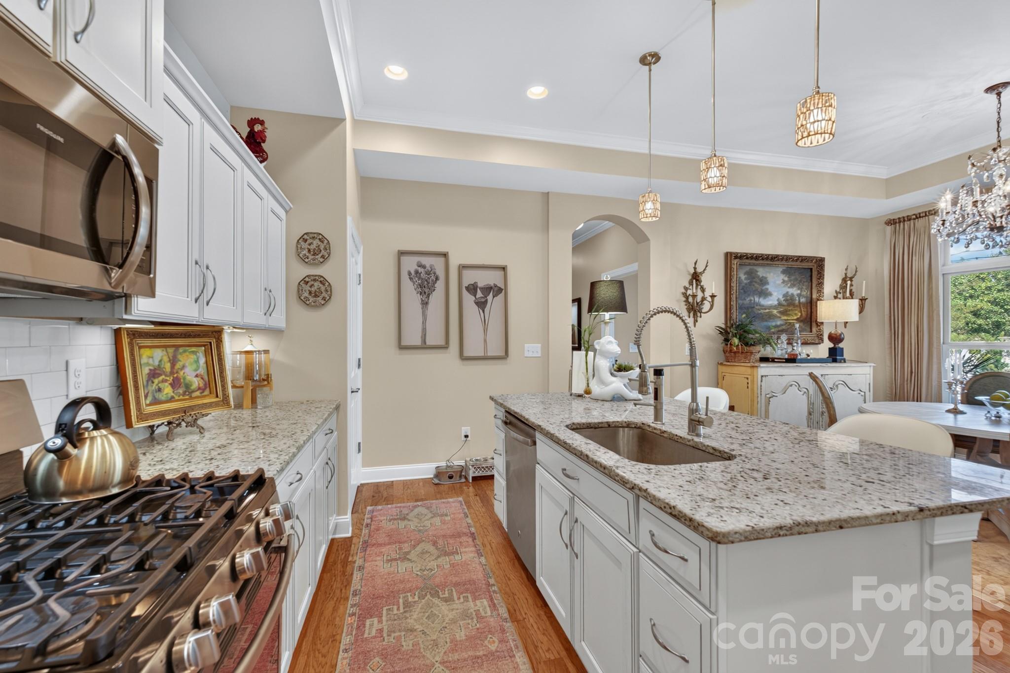 1313 Haywood Park Drive Property Photo 10