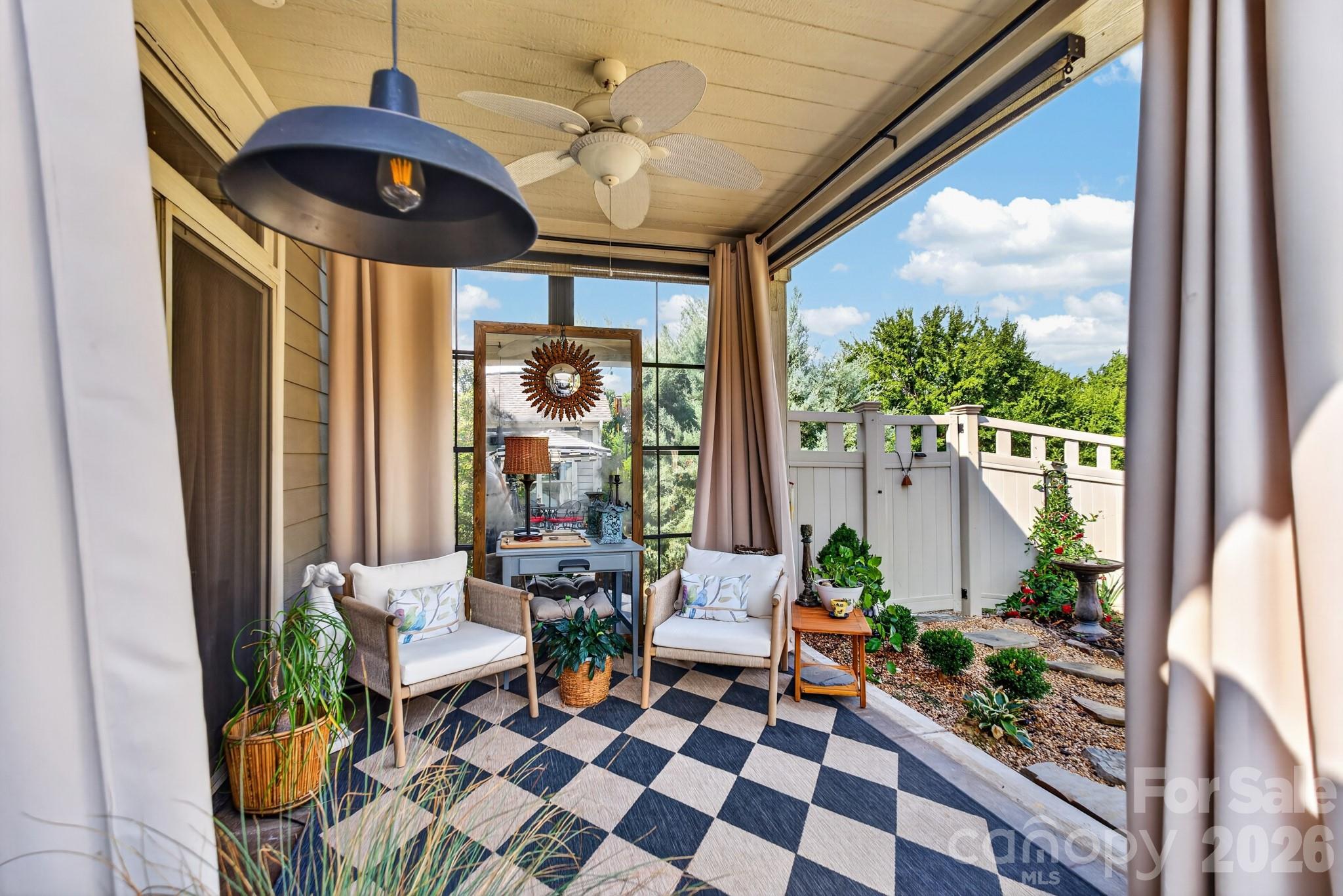 1313 Haywood Park Drive Property Photo 17