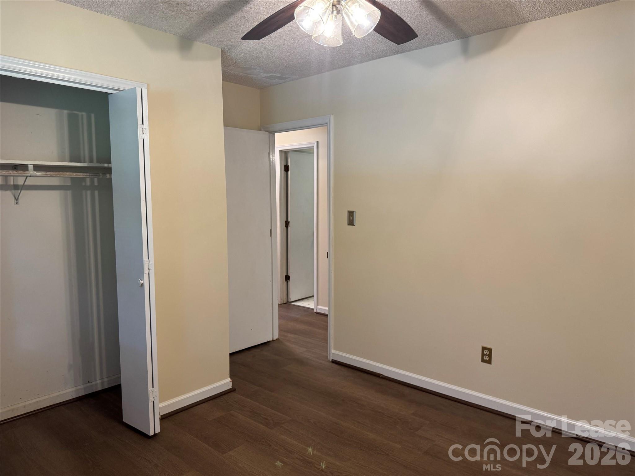 5672 Claridge Drive Property Photo 11
