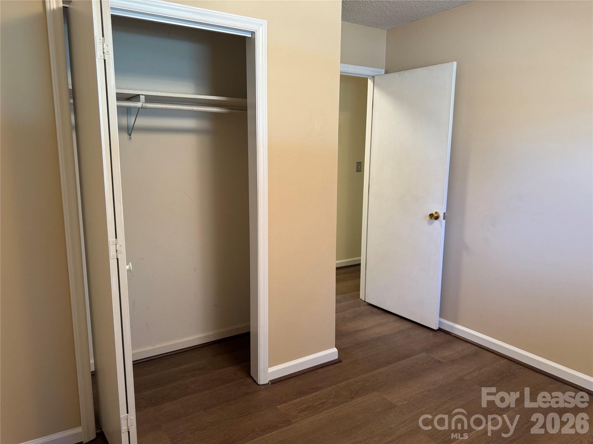 5672 Claridge Drive Property Photo 16