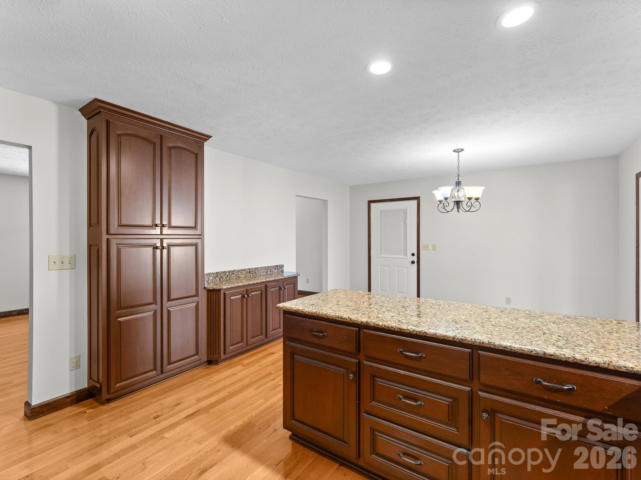 106 Mohican Trail Property Photo 6