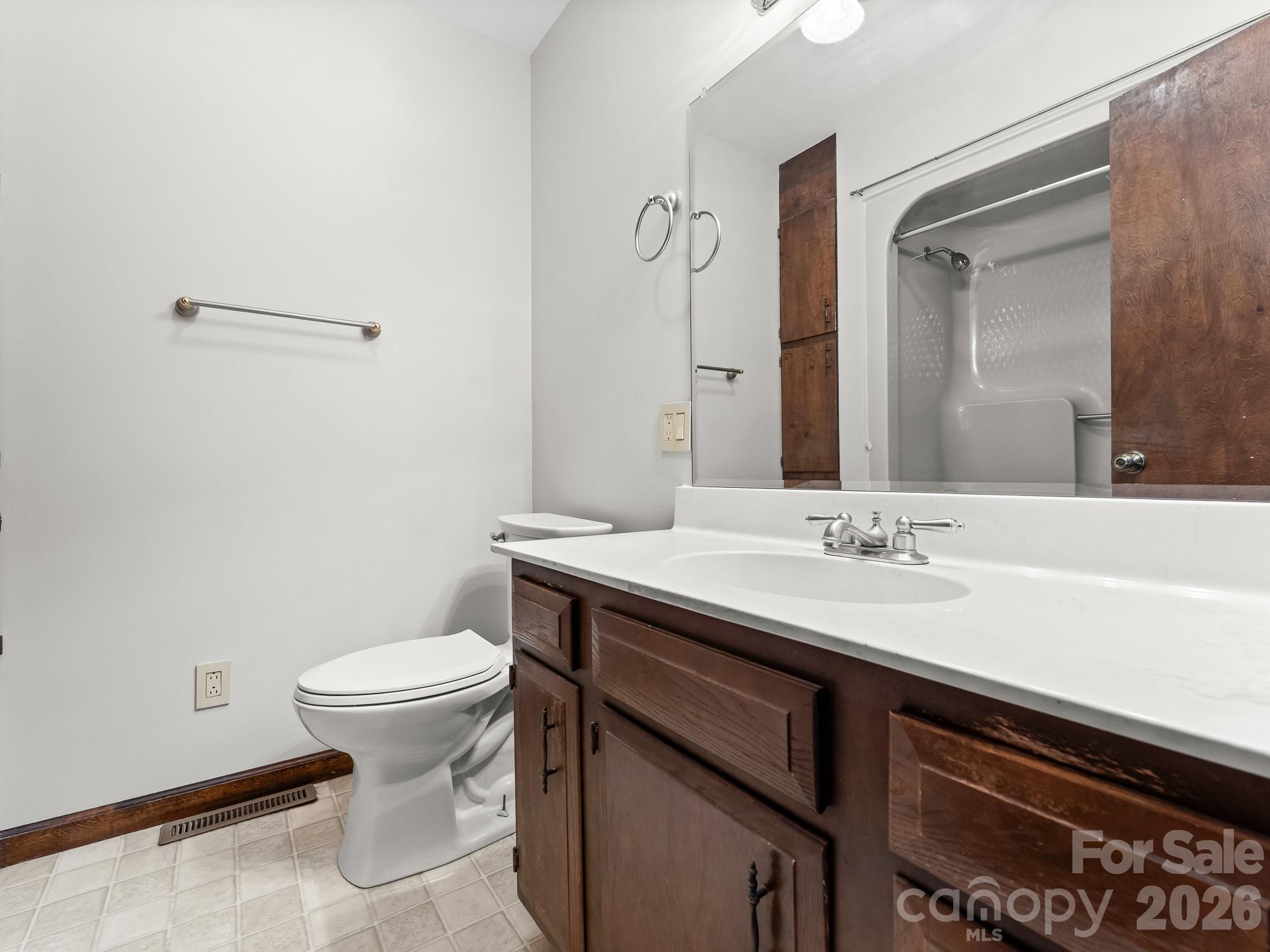 106 Mohican Trail Property Photo 10