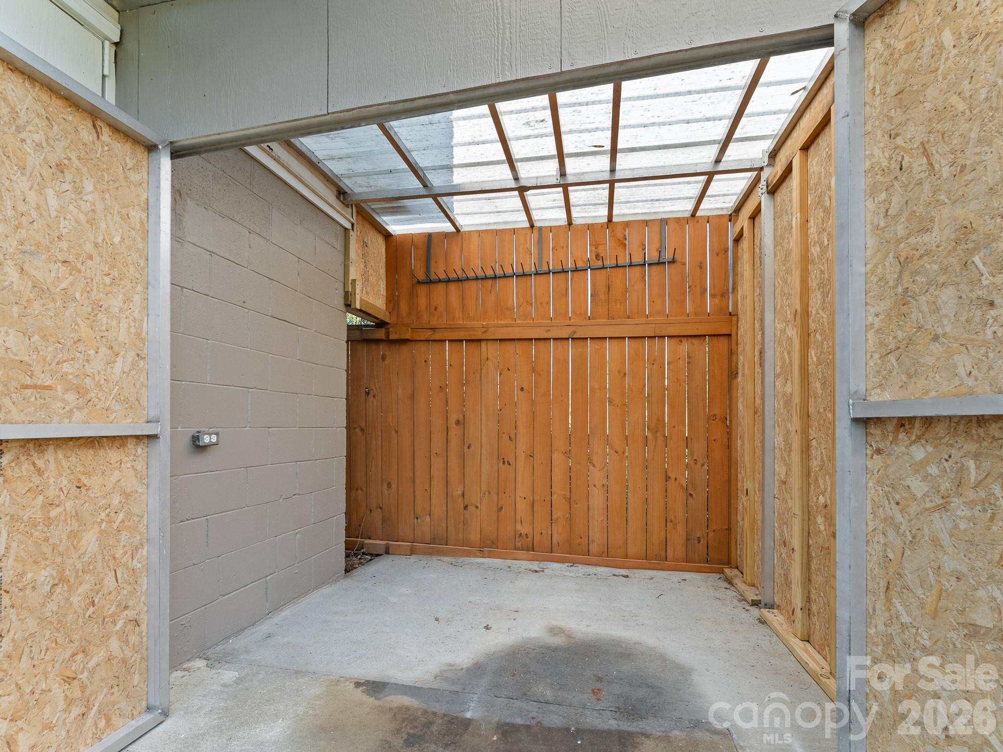 106 Mohican Trail Property Photo 30
