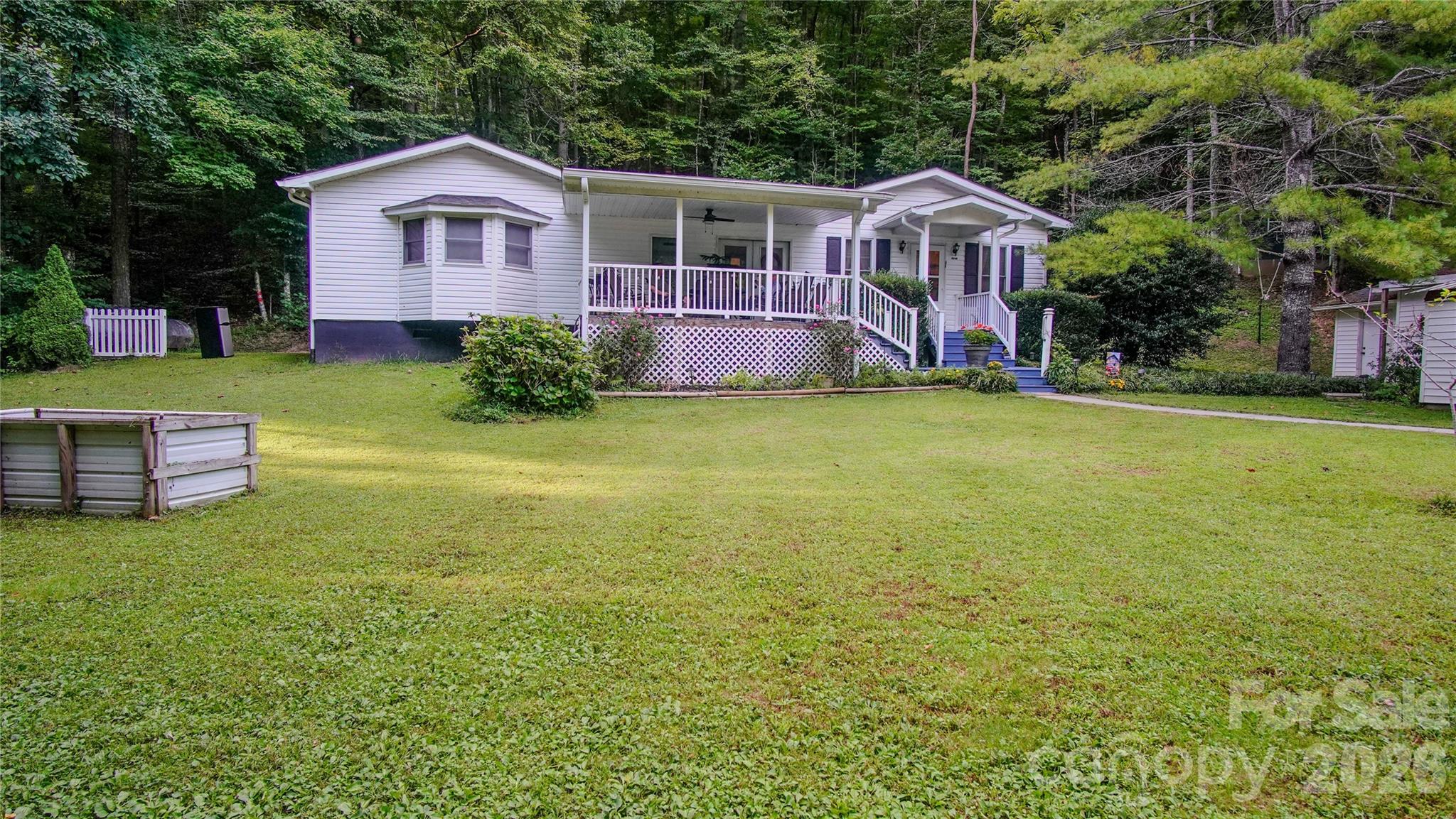 1815 Longbottom Road Property Photo 1