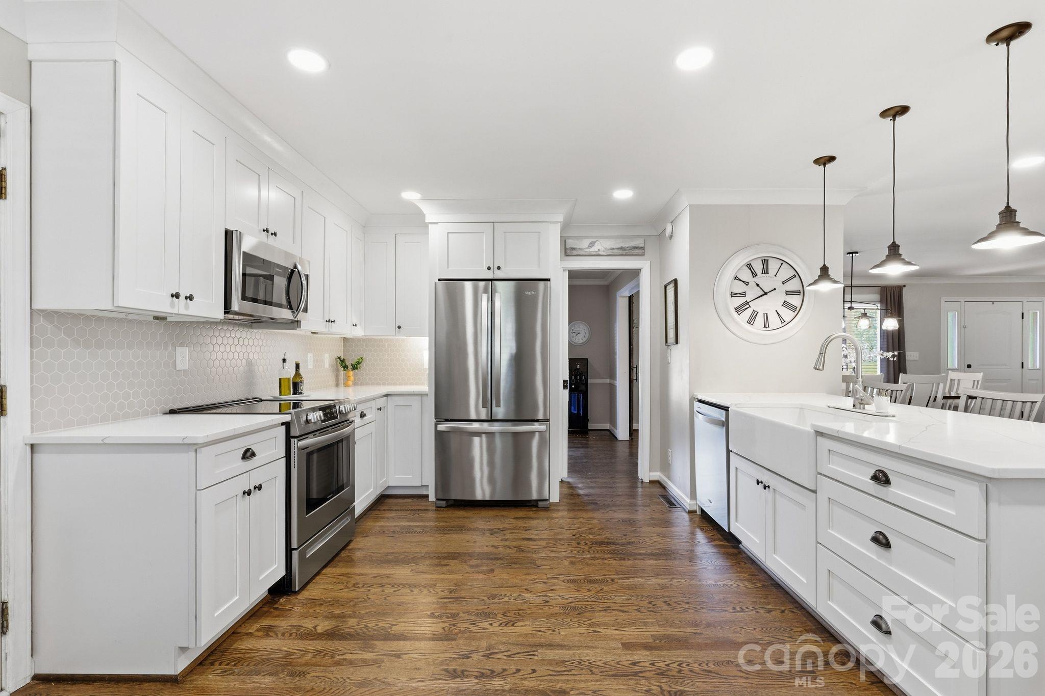 8317 Fallsdale Drive Property Photo 15
