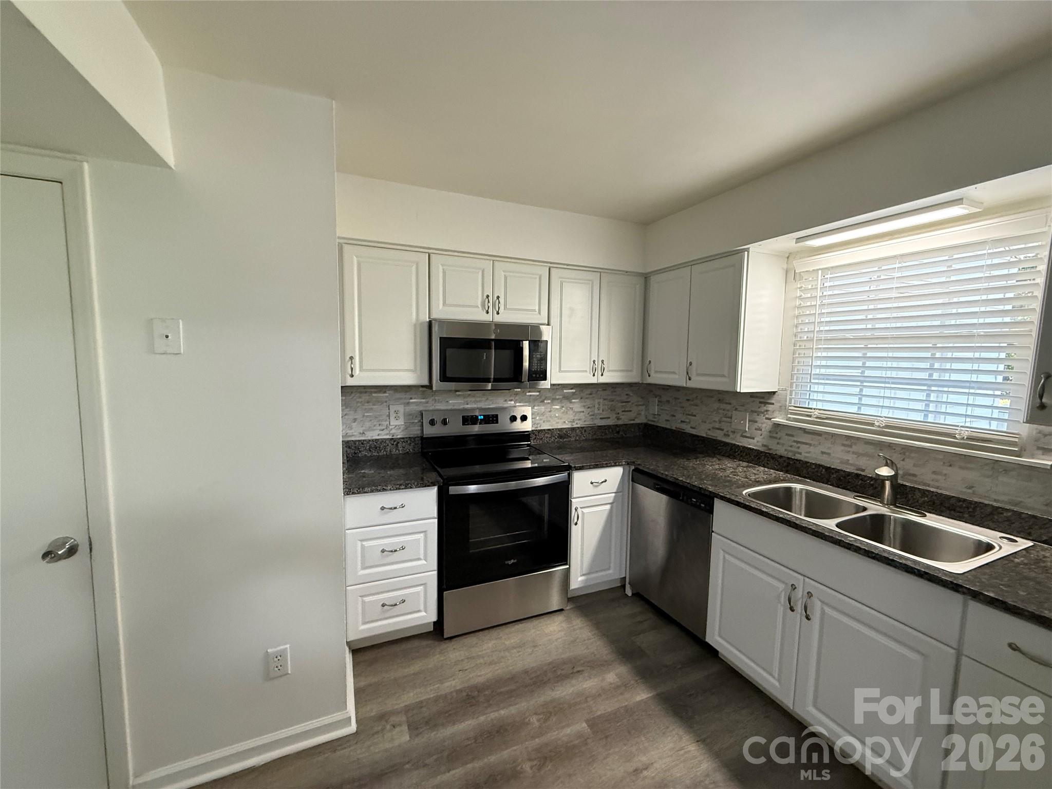 8526 Castle Pine Court 2 Property Photo 1