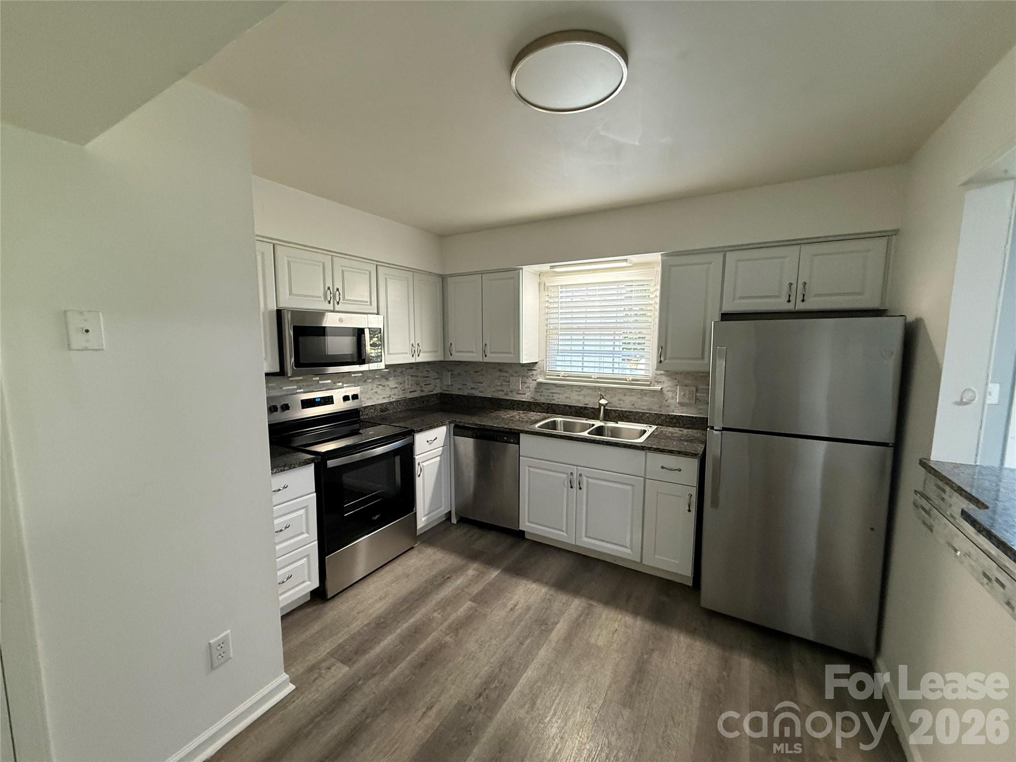 8526 Castle Pine Court 2 Property Photo 2
