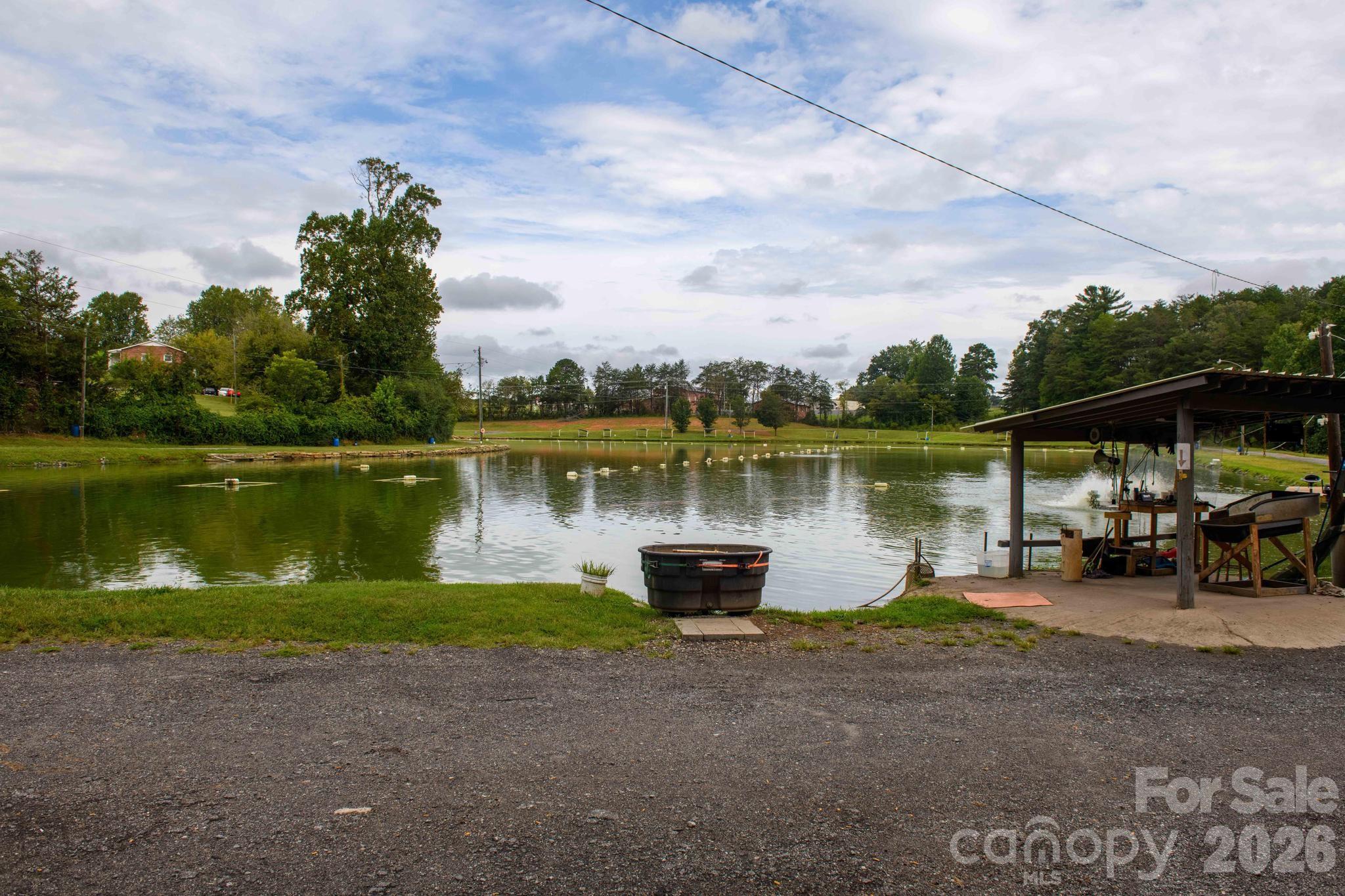4243 Poplar Lake Drive Property Photo 12