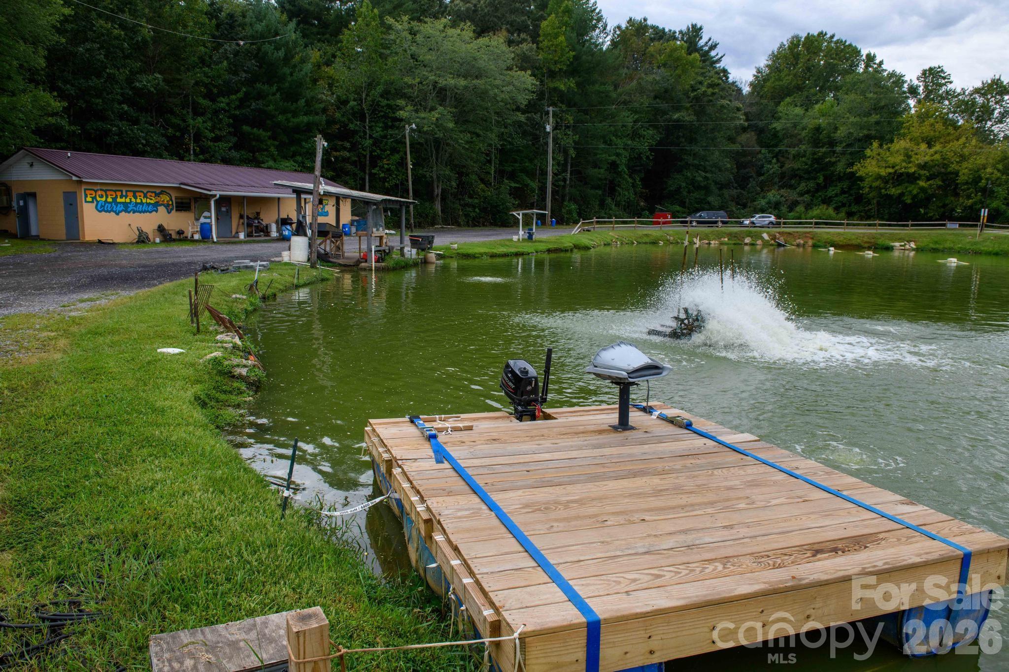 4243 Poplar Lake Drive Property Photo 15