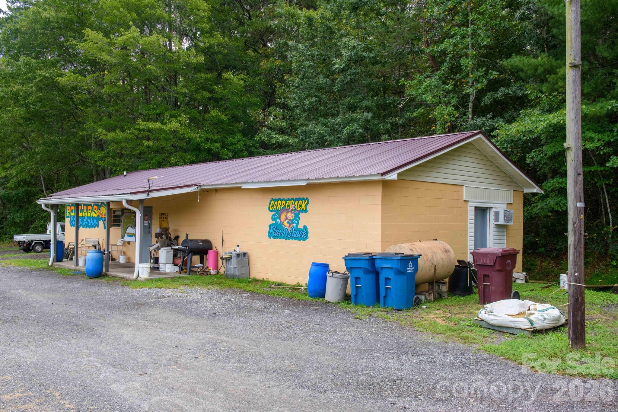 4243 Poplar Lake Drive Property Photo 27