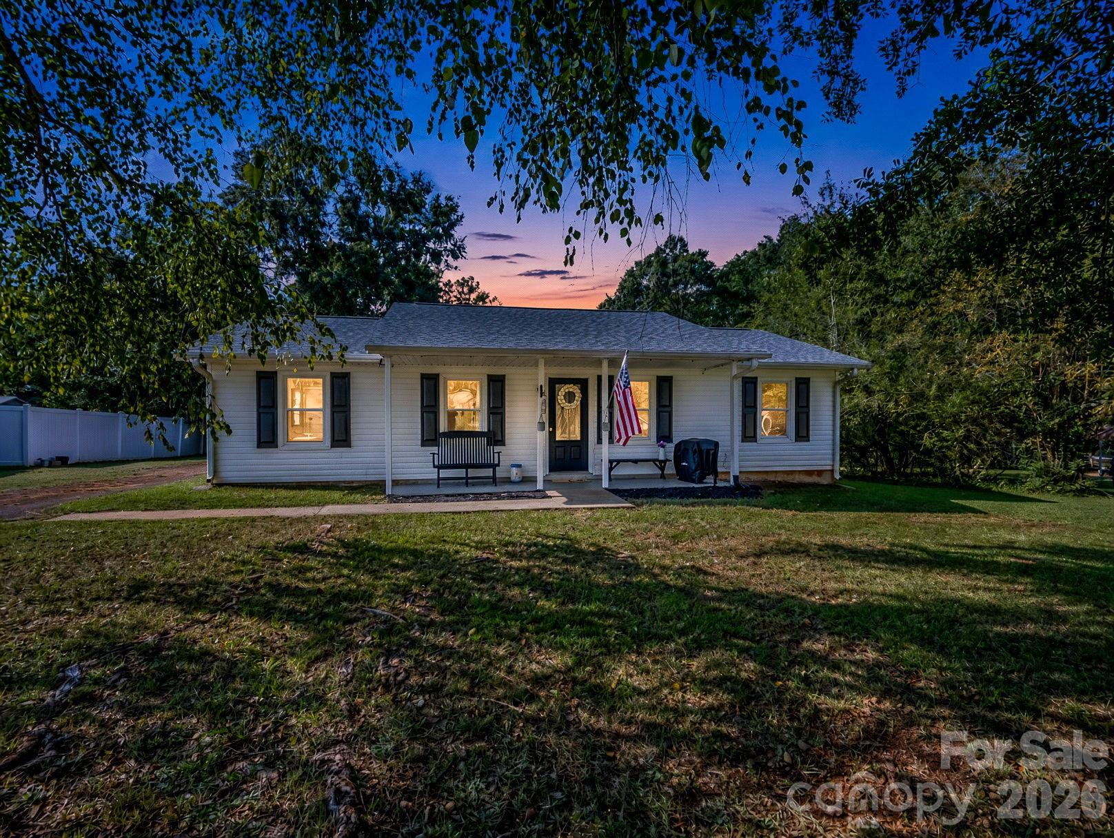 123 Strawberry Drive Property Photo 1