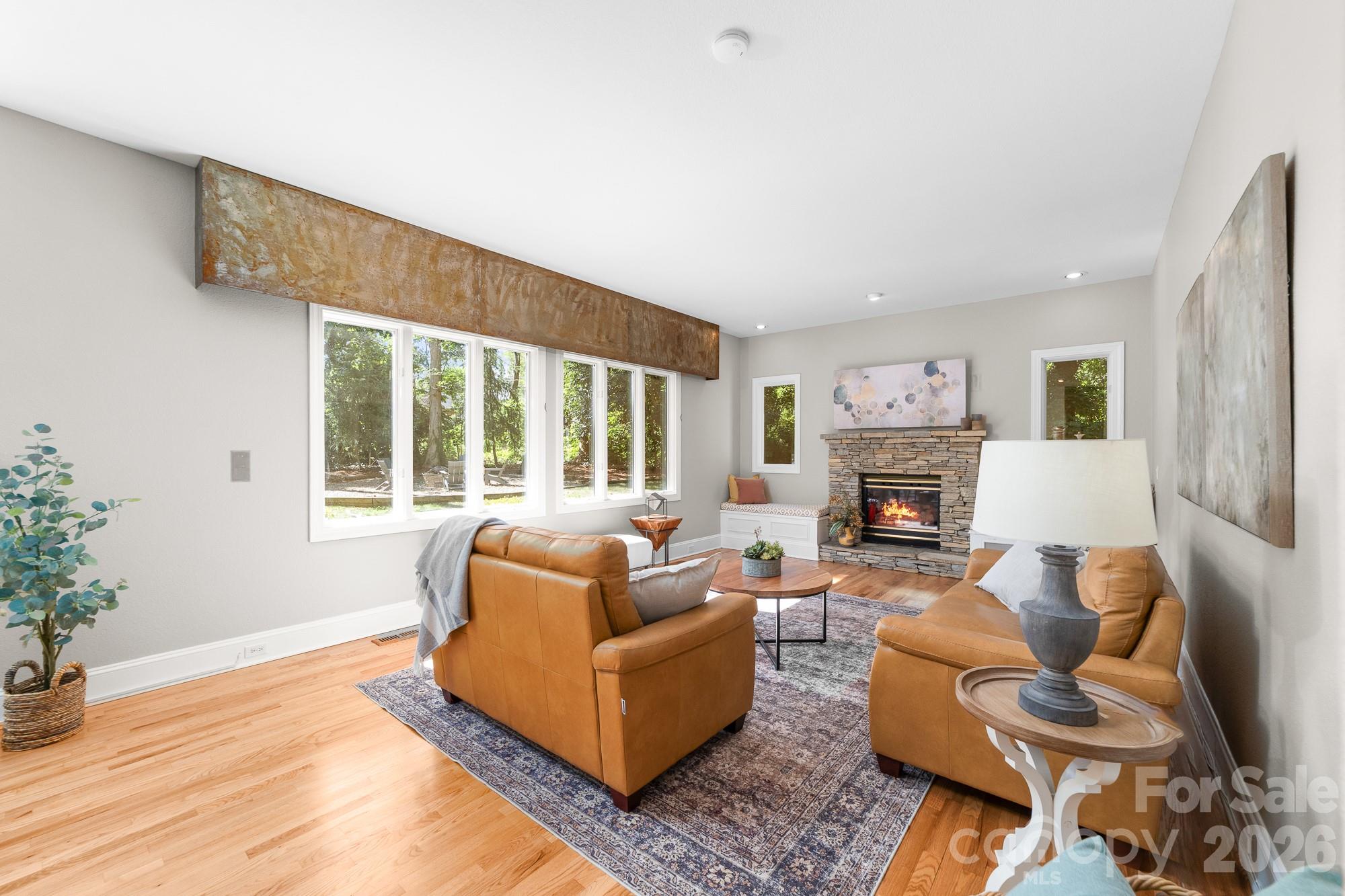 206 Vauxhall Drive Property Photo 16