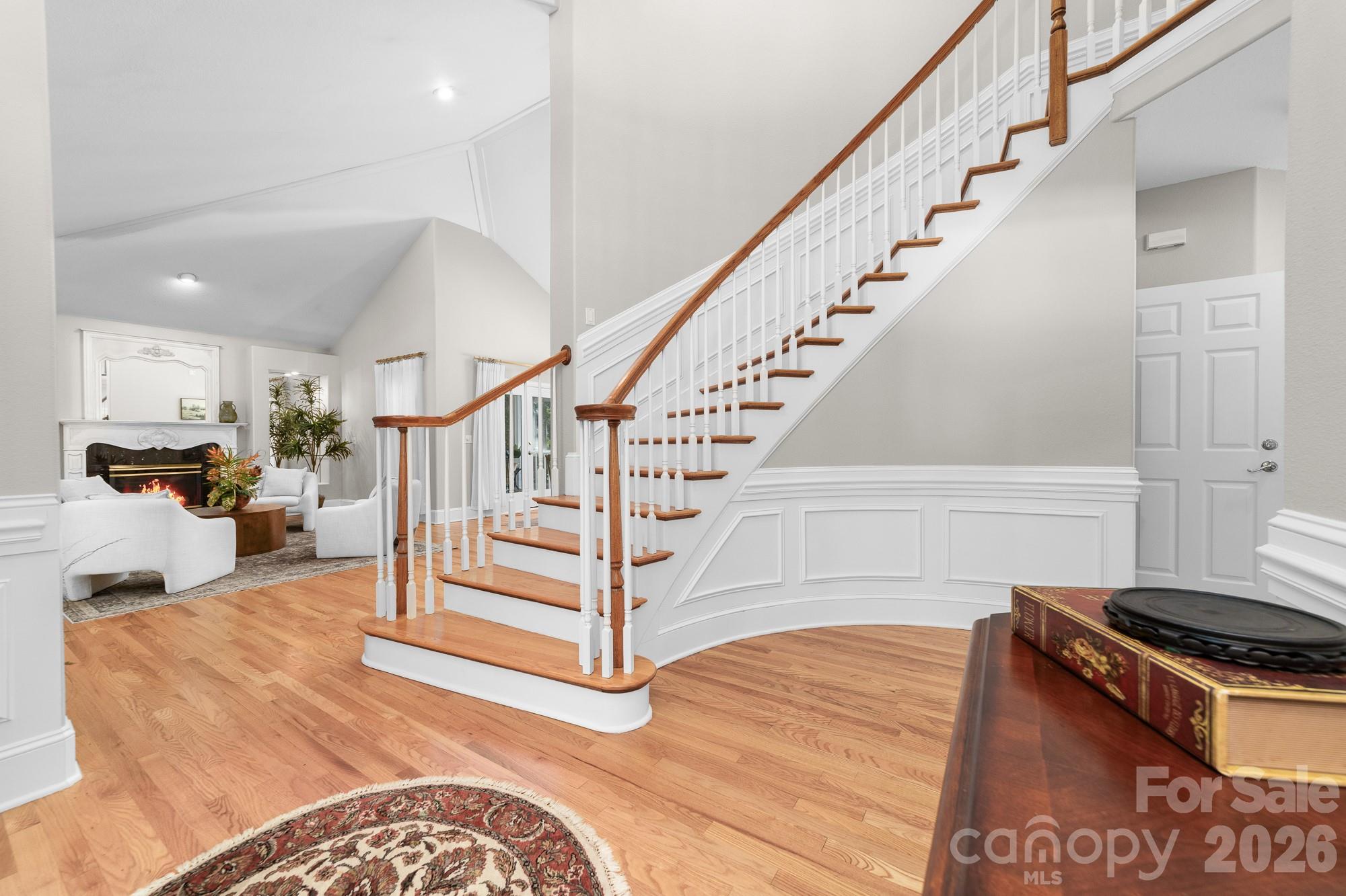 206 Vauxhall Drive Property Photo 23