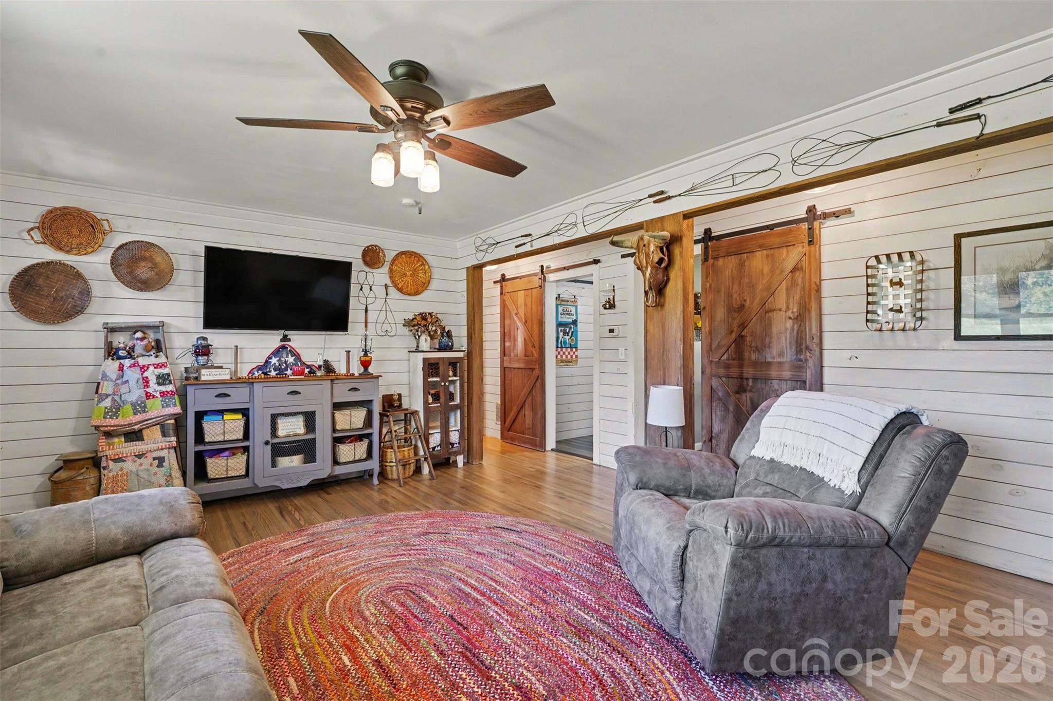 8121 Old Davis Road Property Photo 7