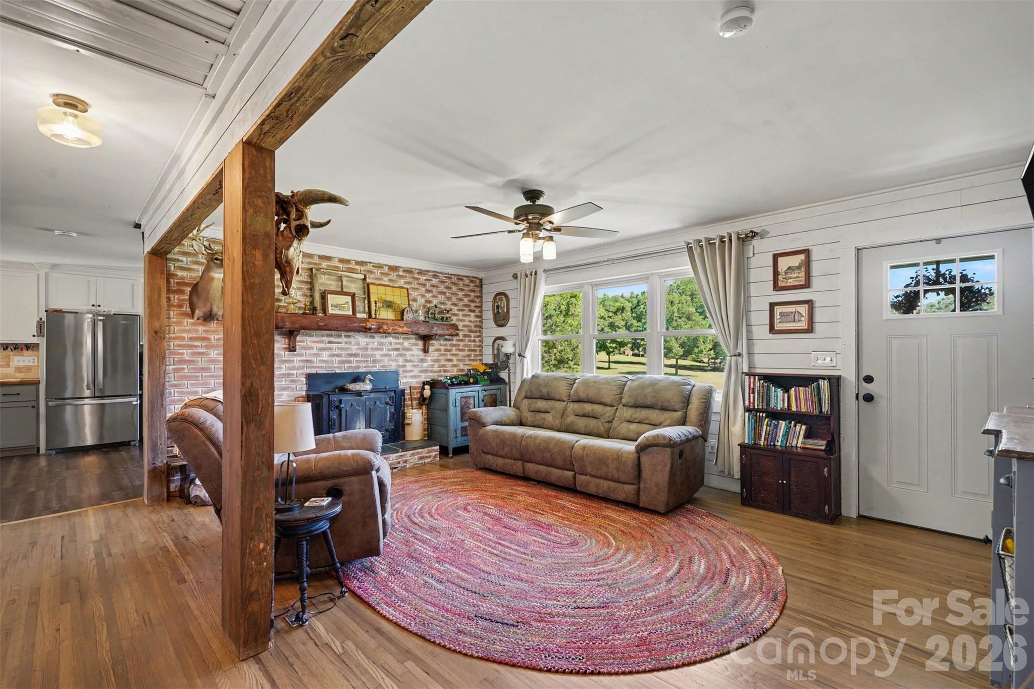 8121 Old Davis Road Property Photo 9